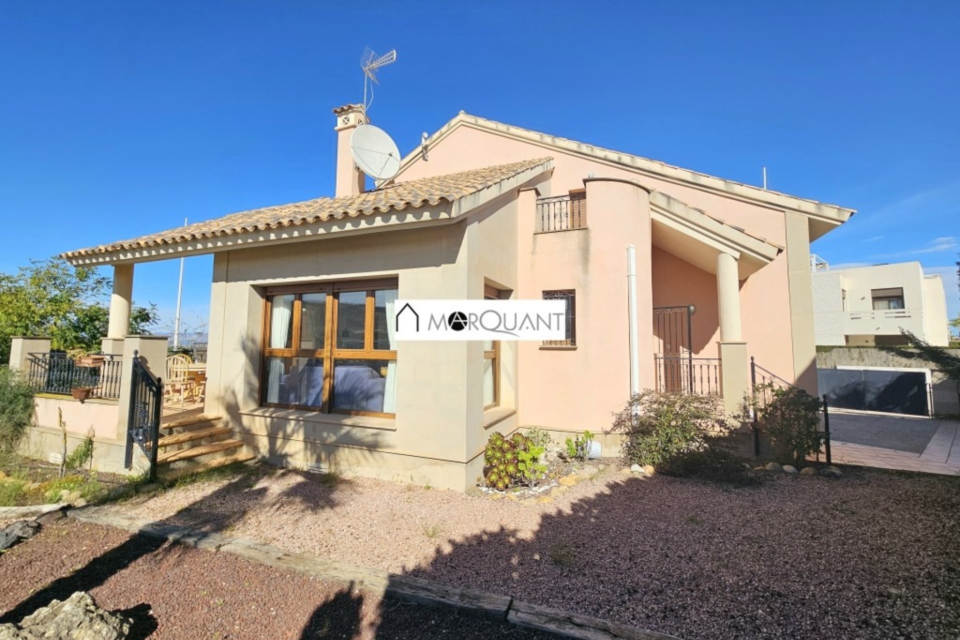 Herverkoop - Vrijstaande villa -
Algorfa - La Finca