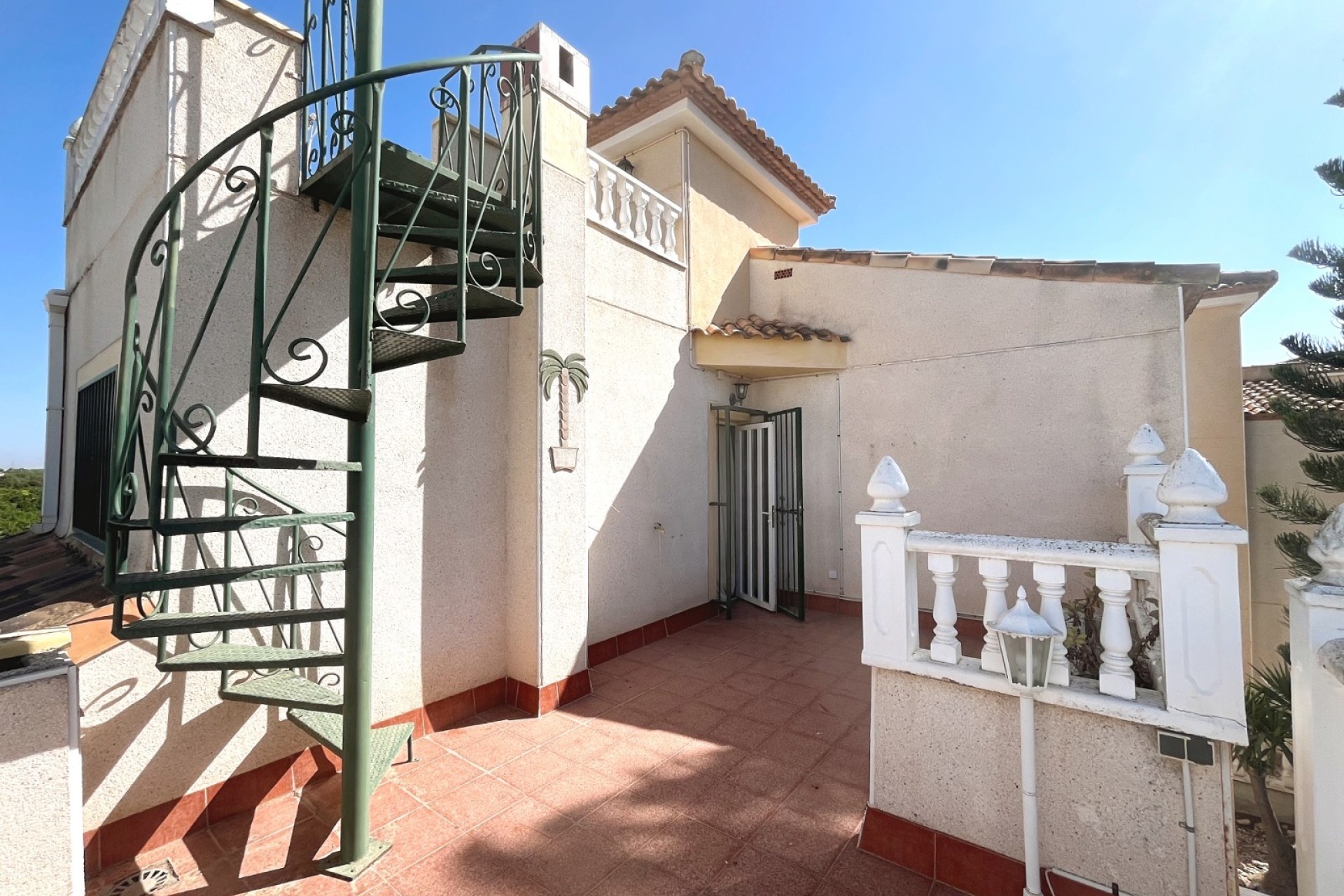 Herverkoop - Vrijstaande villa -
Algorfa - Montebello