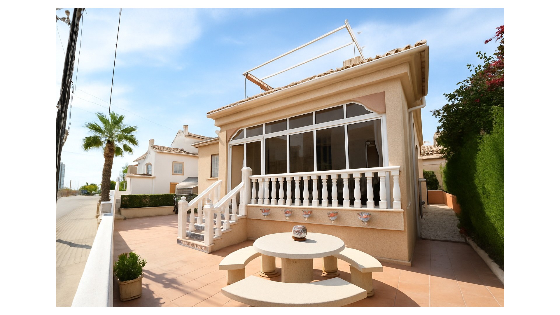 Herverkoop - Vrijstaande Villa -
Algorfa - Montemar