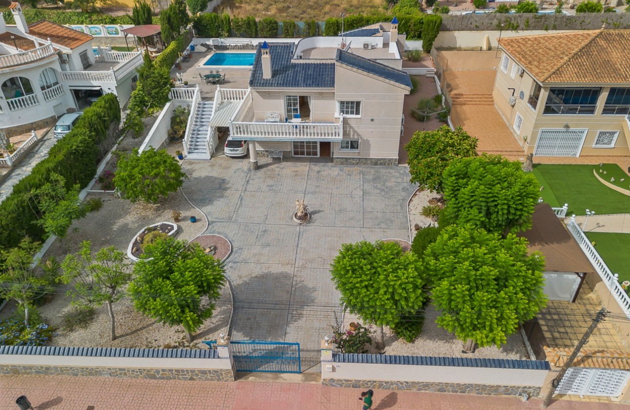 Herverkoop - Vrijstaande Villa -
Algorfa