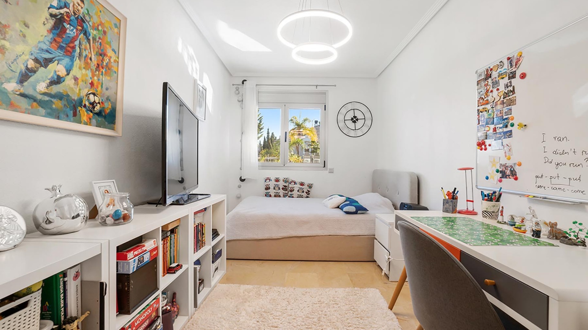 Herverkoop - Vrijstaande Villa -
Alicante - Campoamor