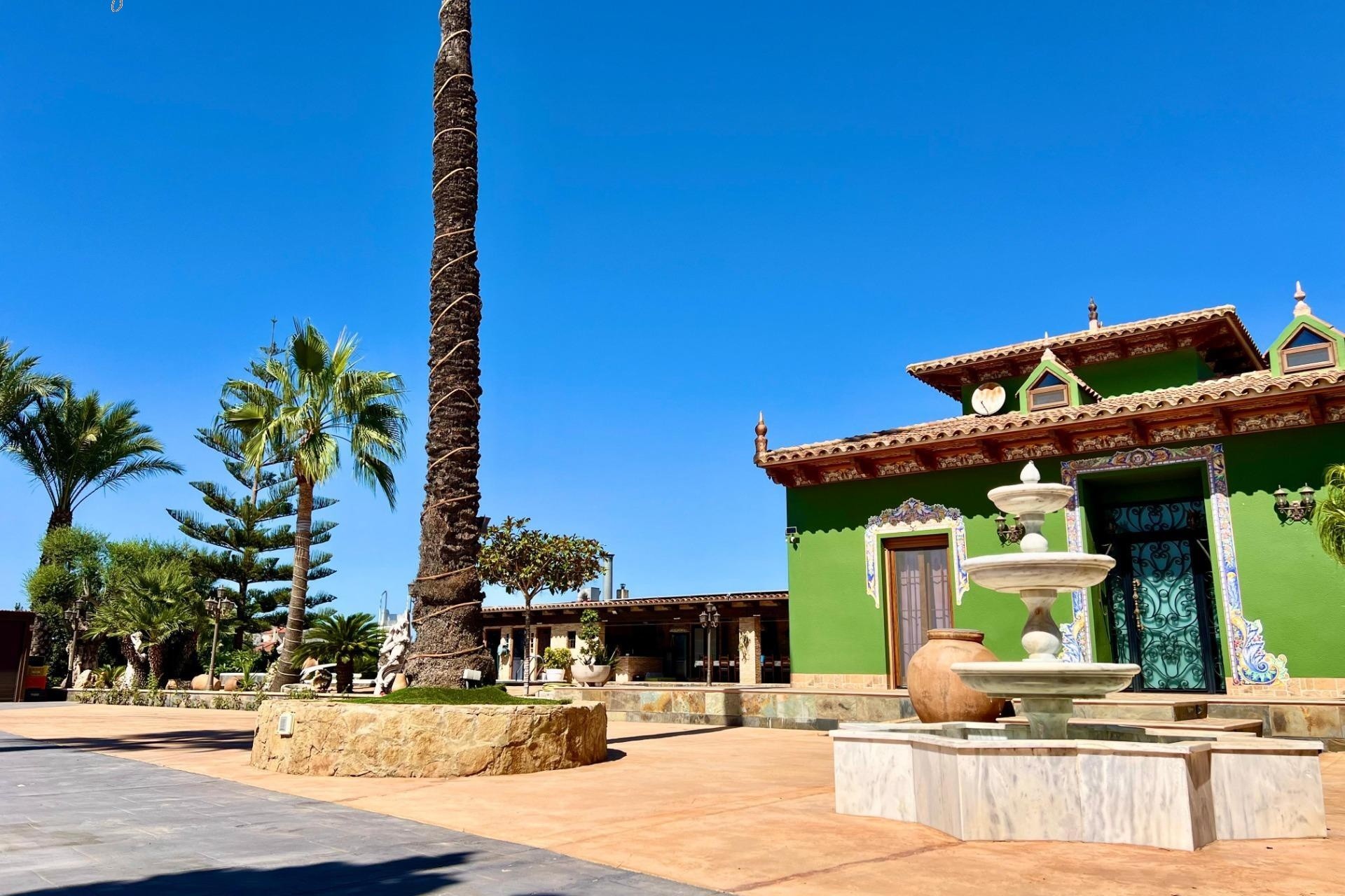 Herverkoop - Vrijstaande Villa -
Almoradí - Comunidad Valenciana