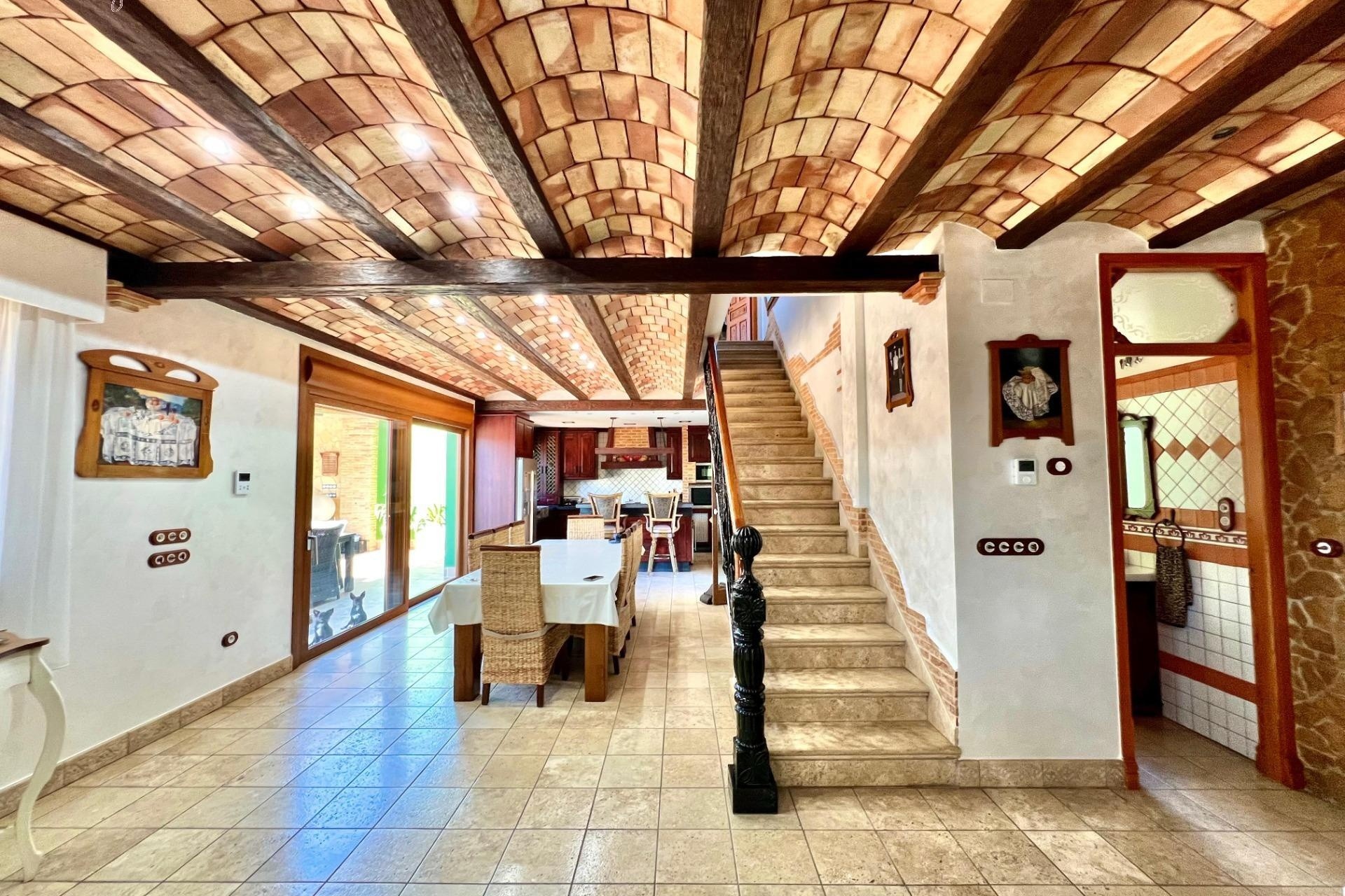 Herverkoop - Vrijstaande Villa -
Almoradí - Comunidad Valenciana