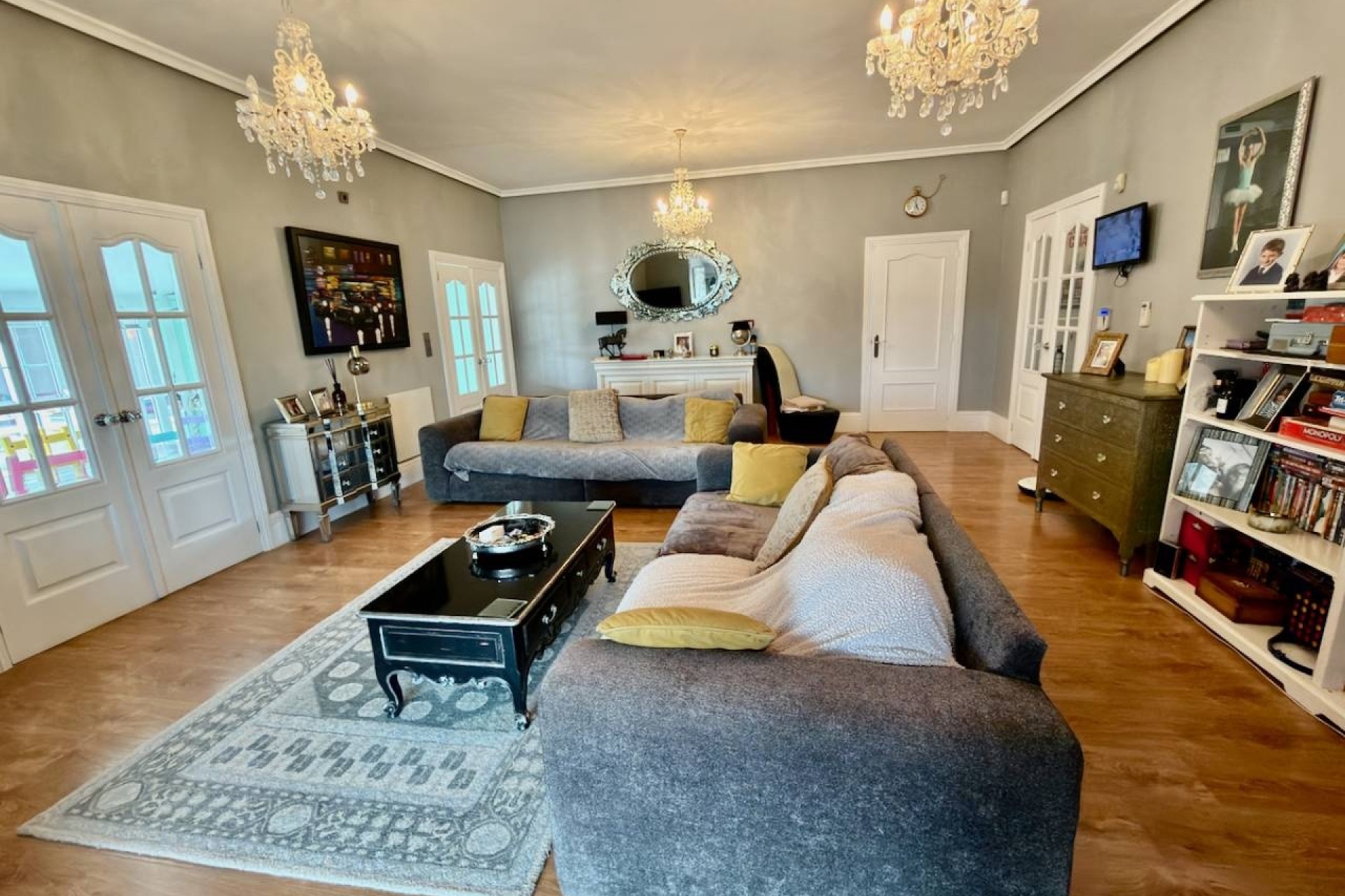 Herverkoop - Vrijstaande Villa -
Almoradí - Heredades