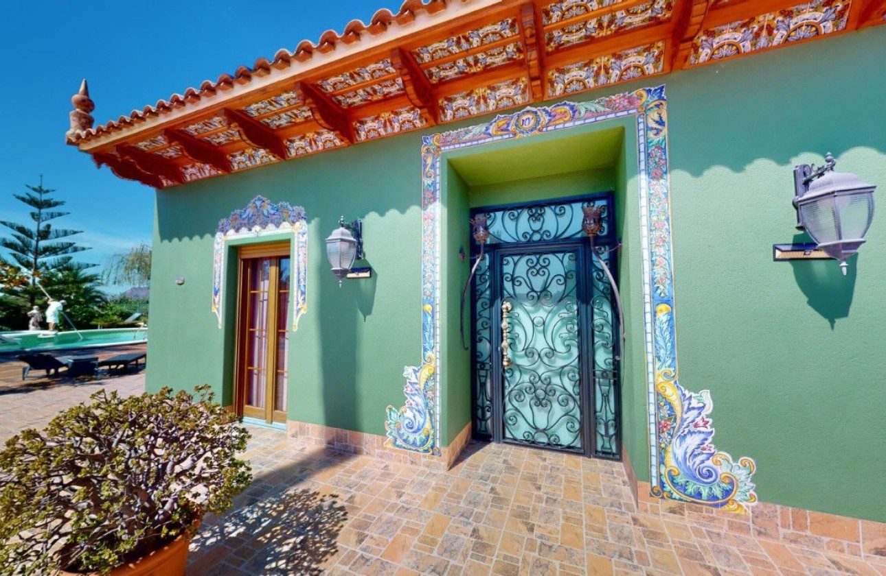 Herverkoop - Vrijstaande Villa -
Almoradí