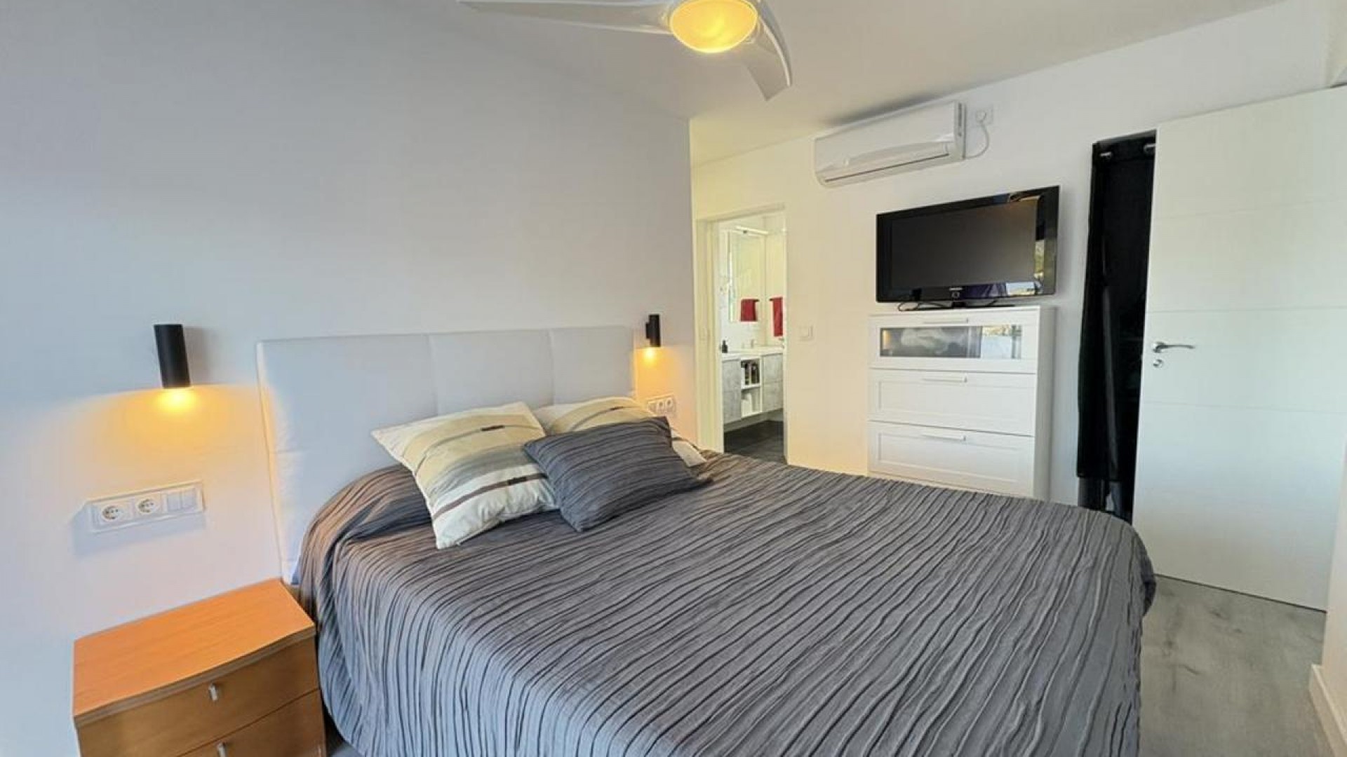 Herverkoop - Vrijstaande Villa -
Altaona Golf and Country Village