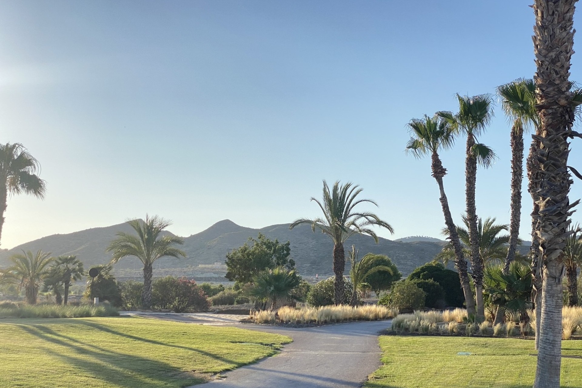 Herverkoop - Vrijstaande Villa -
Altaona Golf & Country Village - Altaona Golf and Country Village