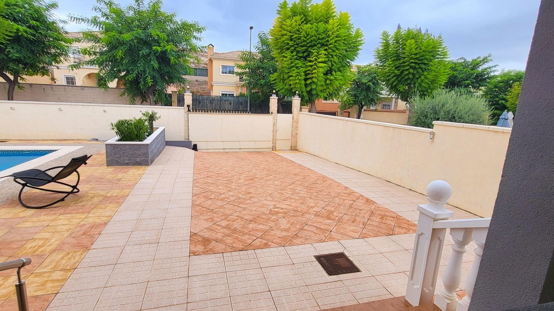 Herverkoop - Vrijstaande Villa -
Aspe