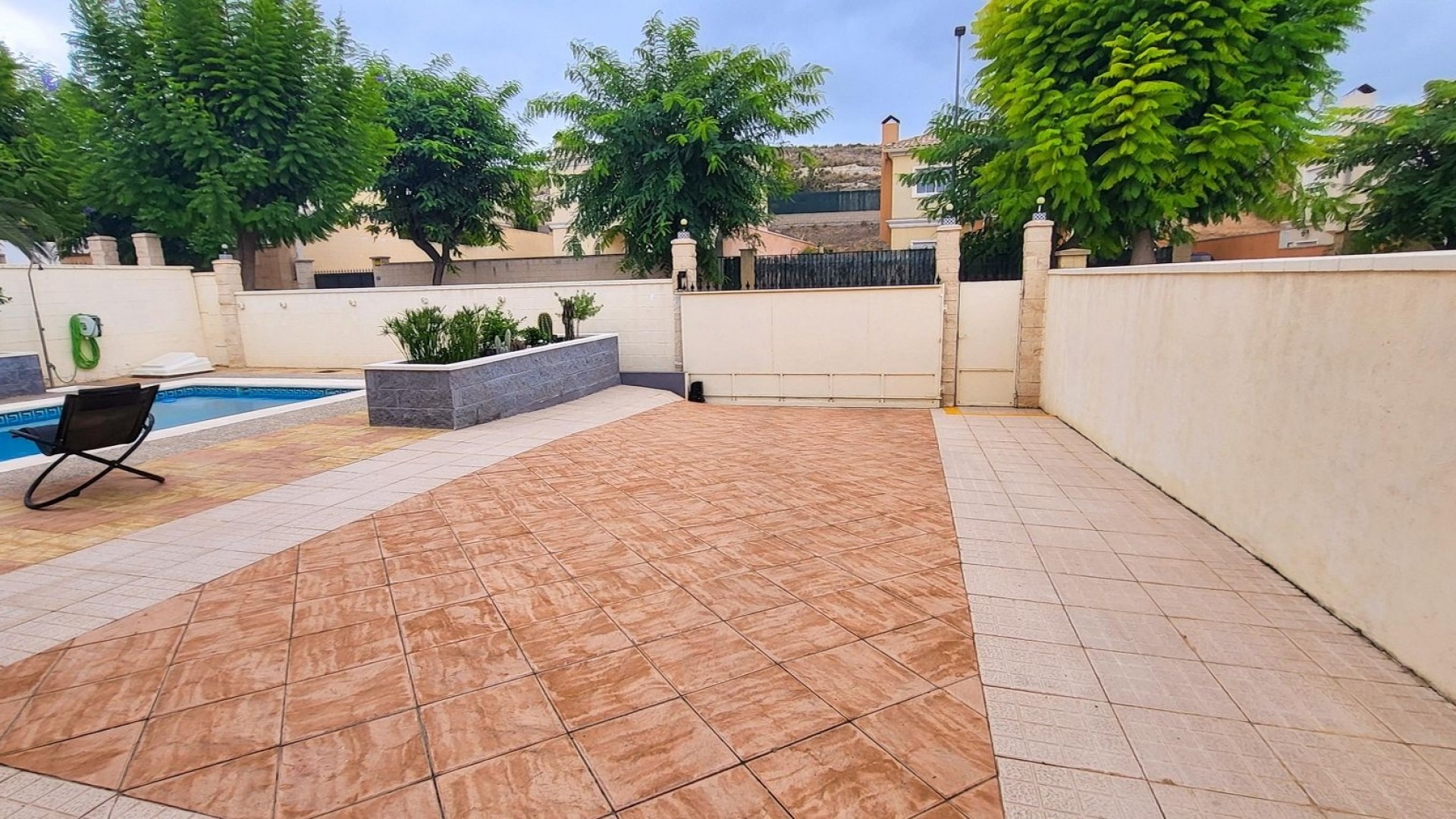 Herverkoop - Vrijstaande Villa -
Aspe