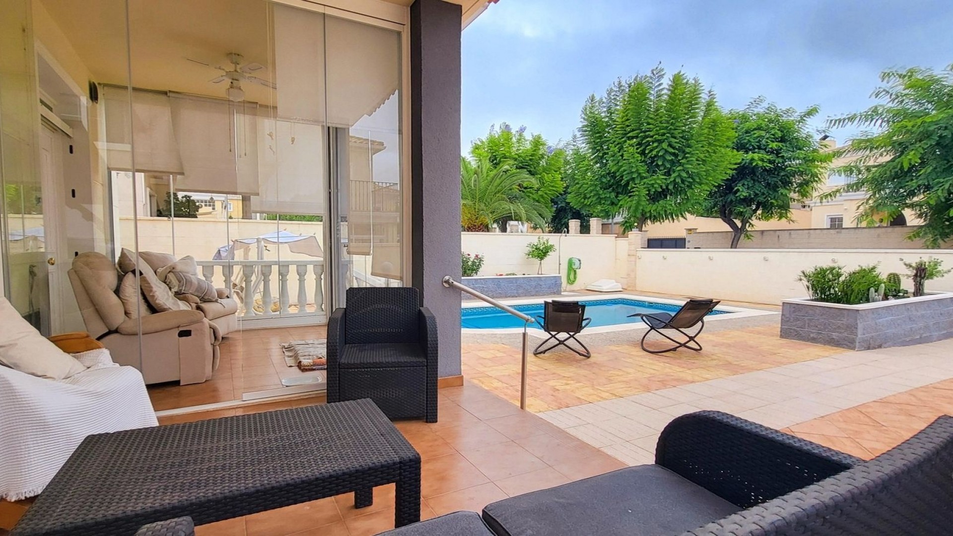 Herverkoop - Vrijstaande Villa -
Aspe