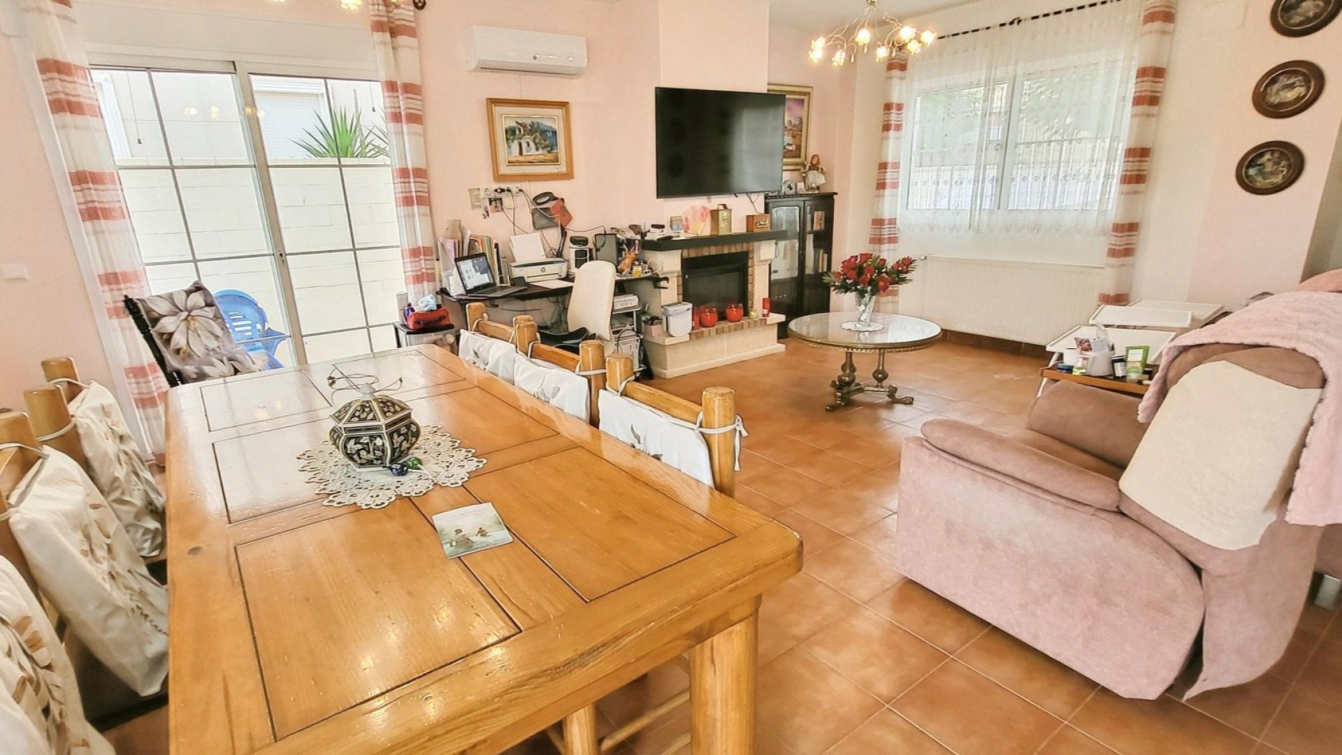 Herverkoop - Vrijstaande Villa -
Aspe