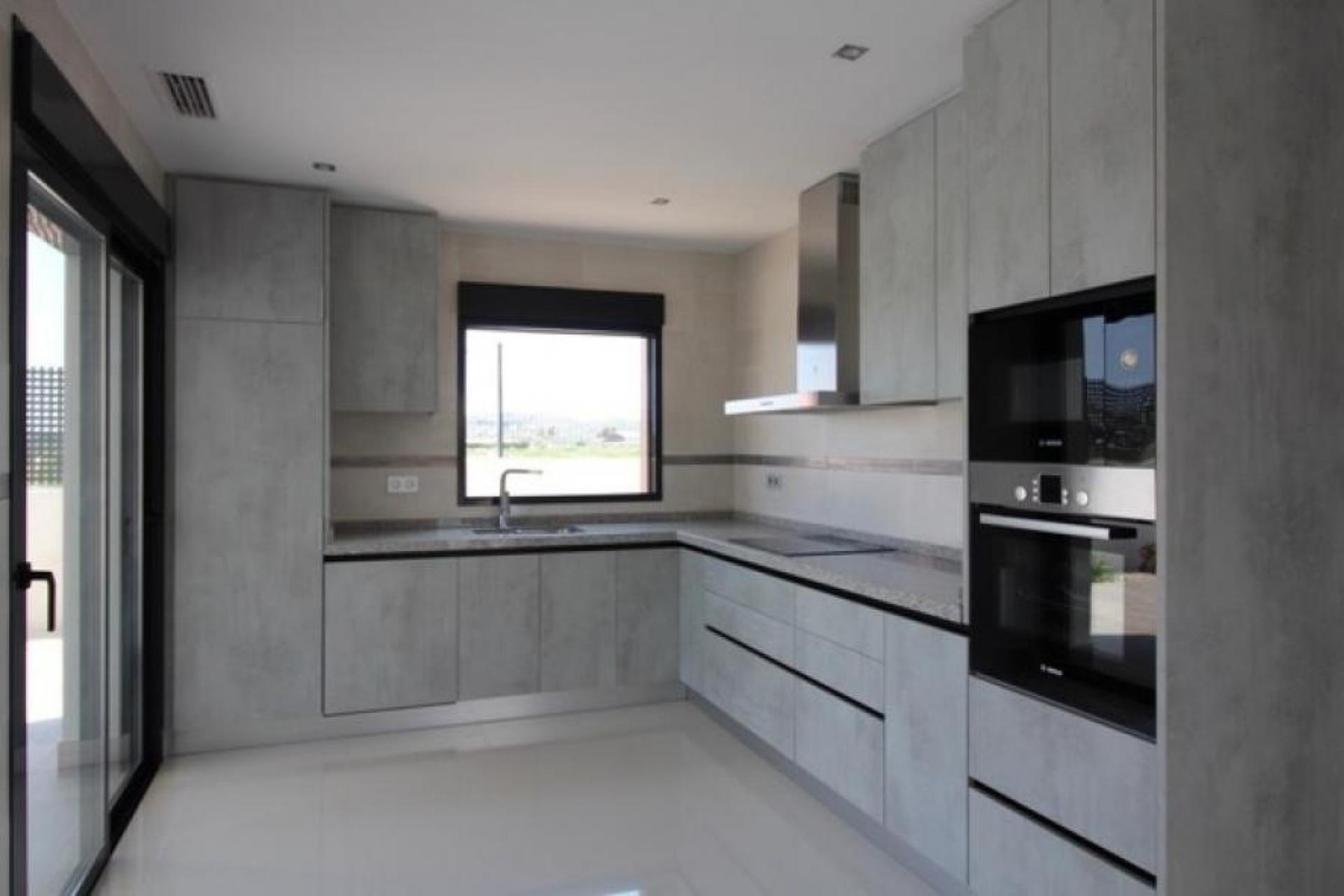 Herverkoop - Vrijstaande Villa -
Aspe