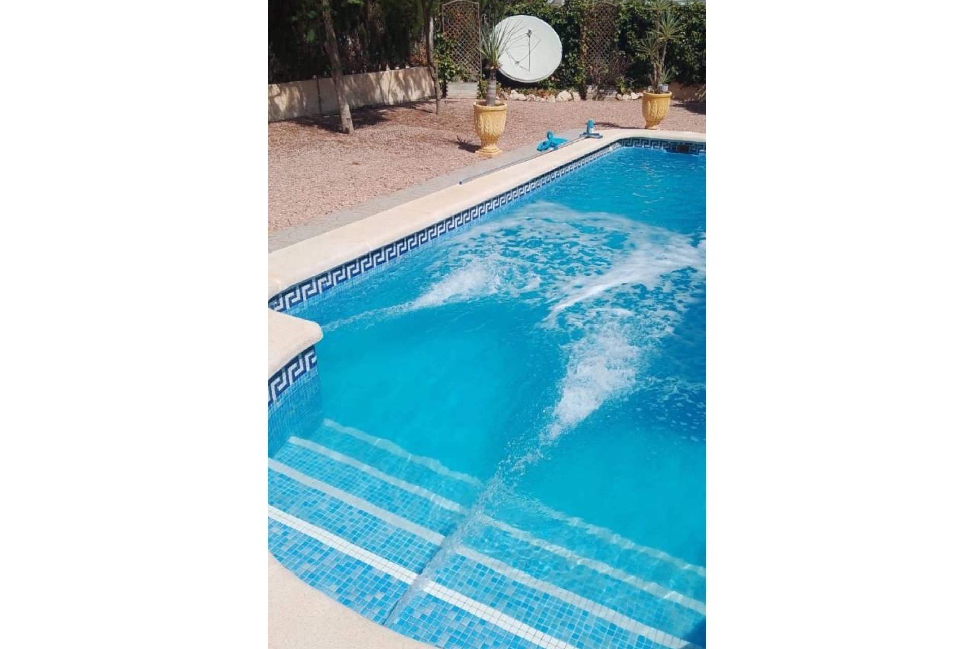 Herverkoop - Vrijstaande Villa -
Benferri