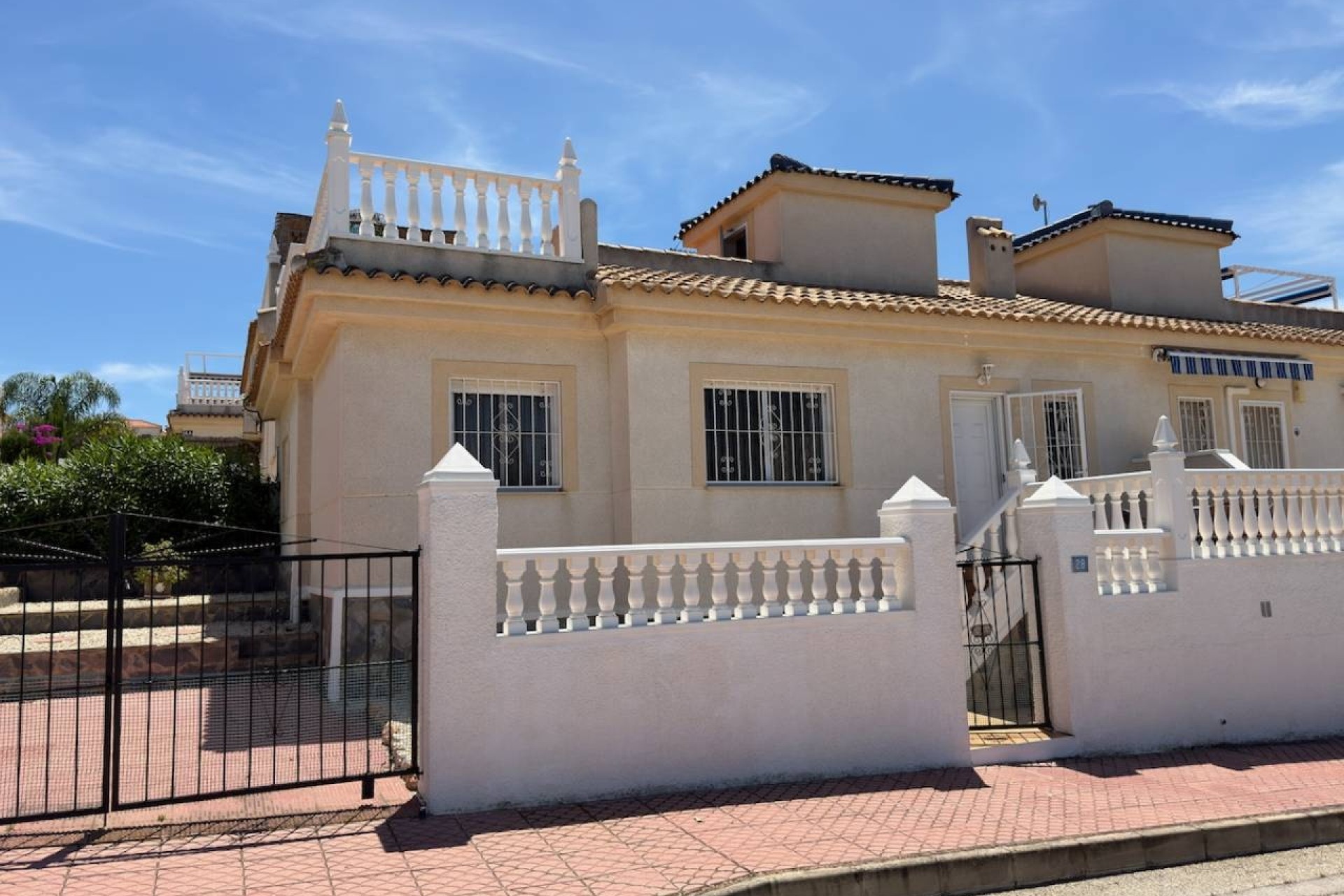 Herverkoop - Vrijstaande Villa -
Benijofar - Benimar