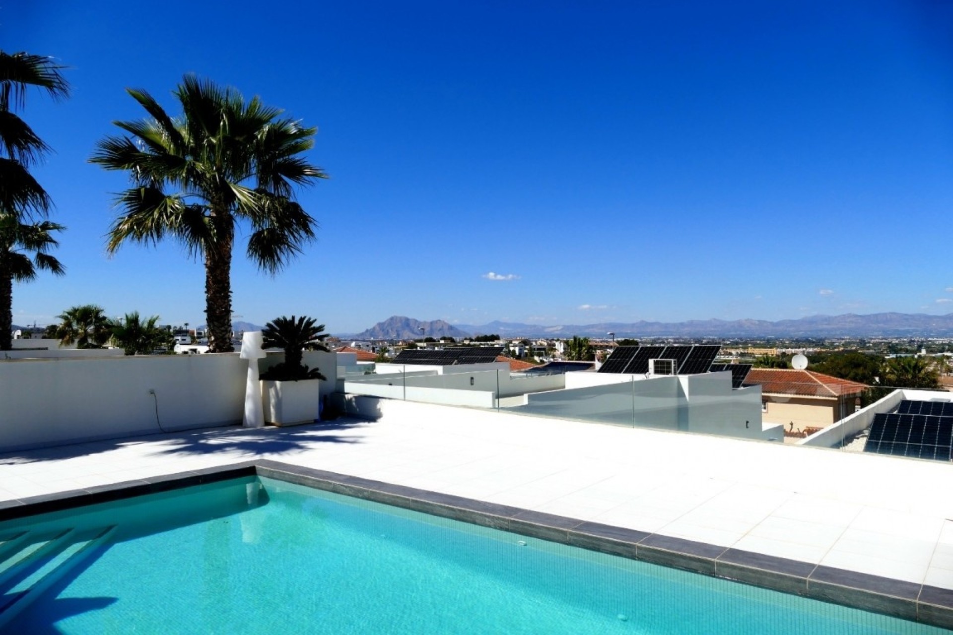 Herverkoop - Vrijstaande Villa -
Benijofar - Costa Blanca