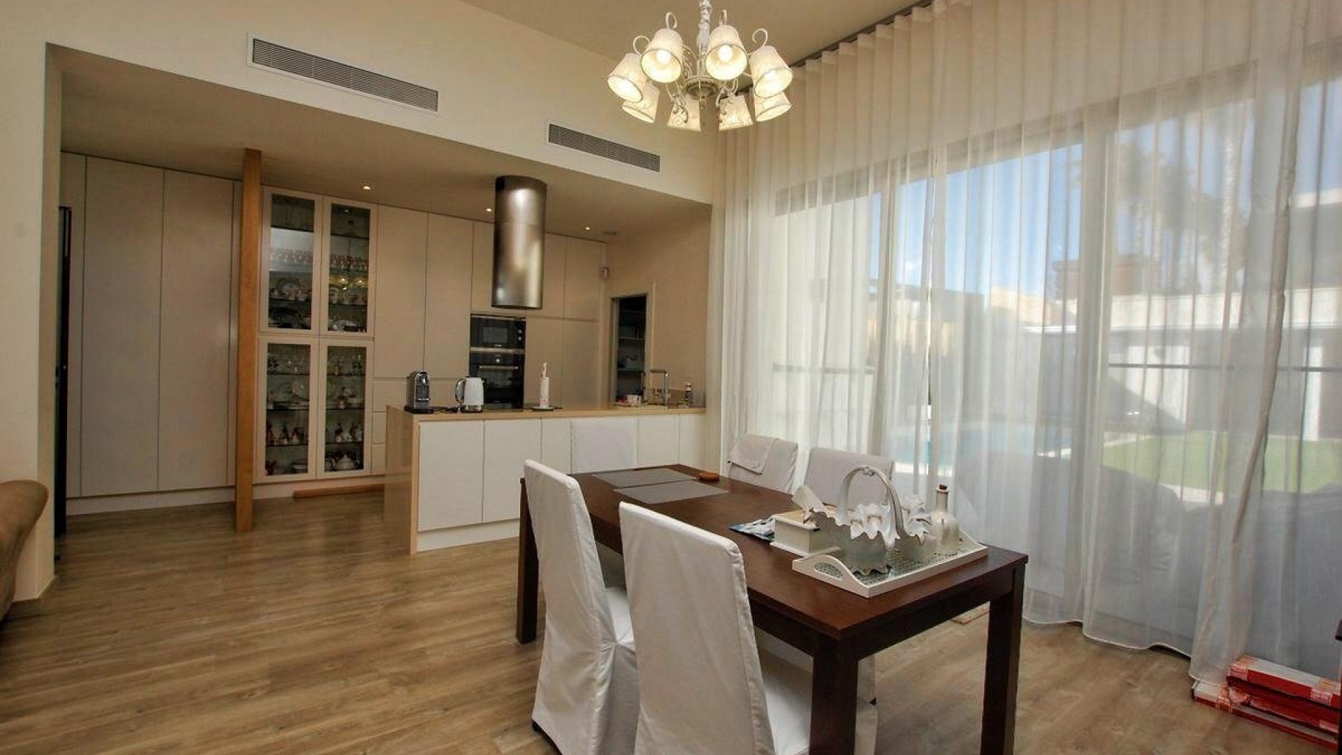 Herverkoop - Vrijstaande Villa -
Benijofar