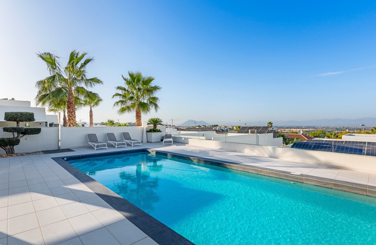 Herverkoop - Vrijstaande Villa -
Benijofar