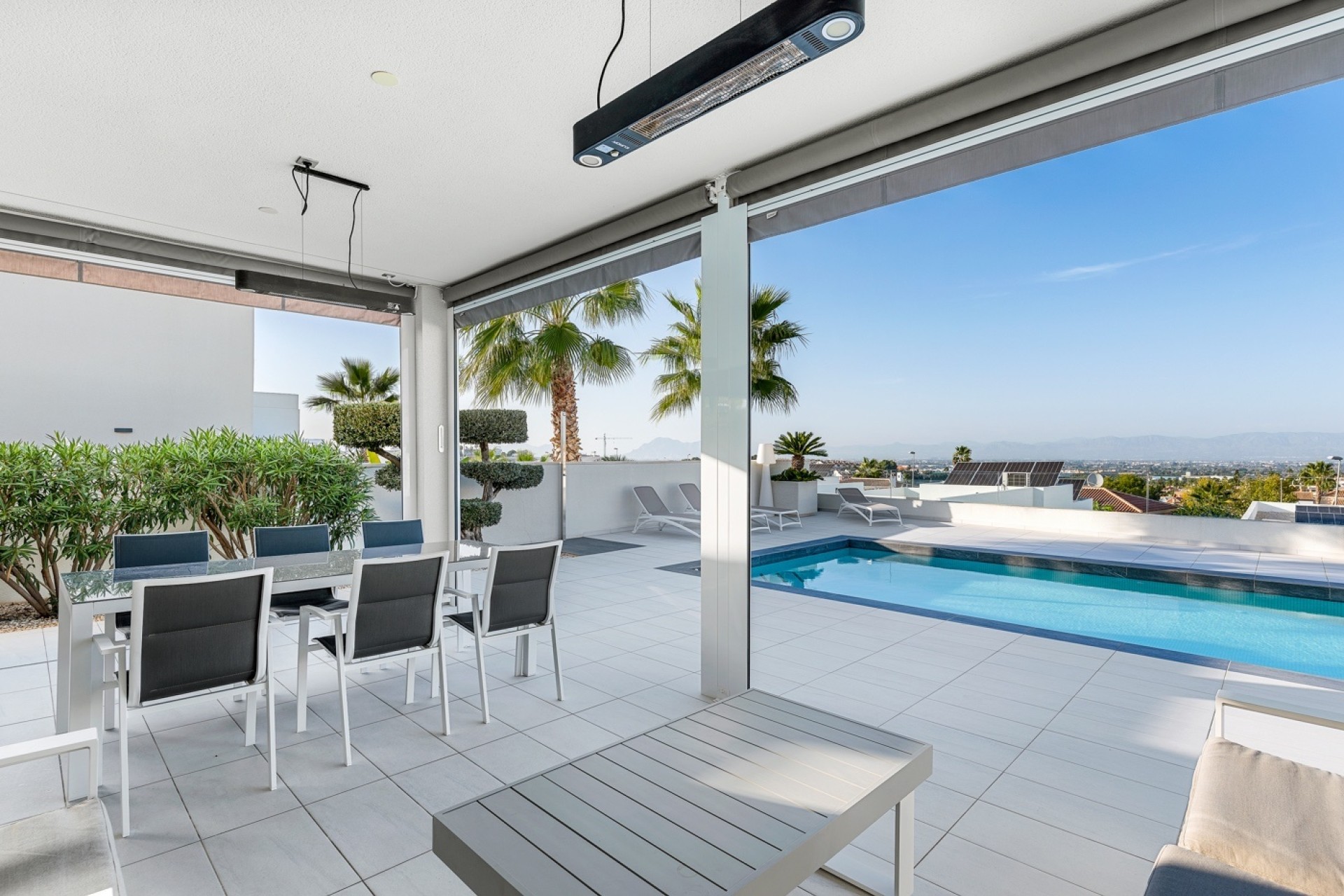 Herverkoop - Vrijstaande Villa -
Benijofar