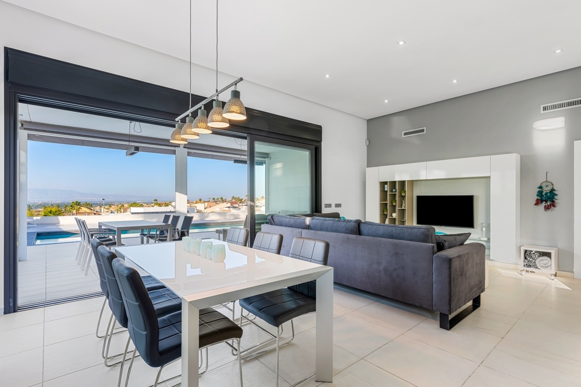 Herverkoop - Vrijstaande Villa -
Benijofar