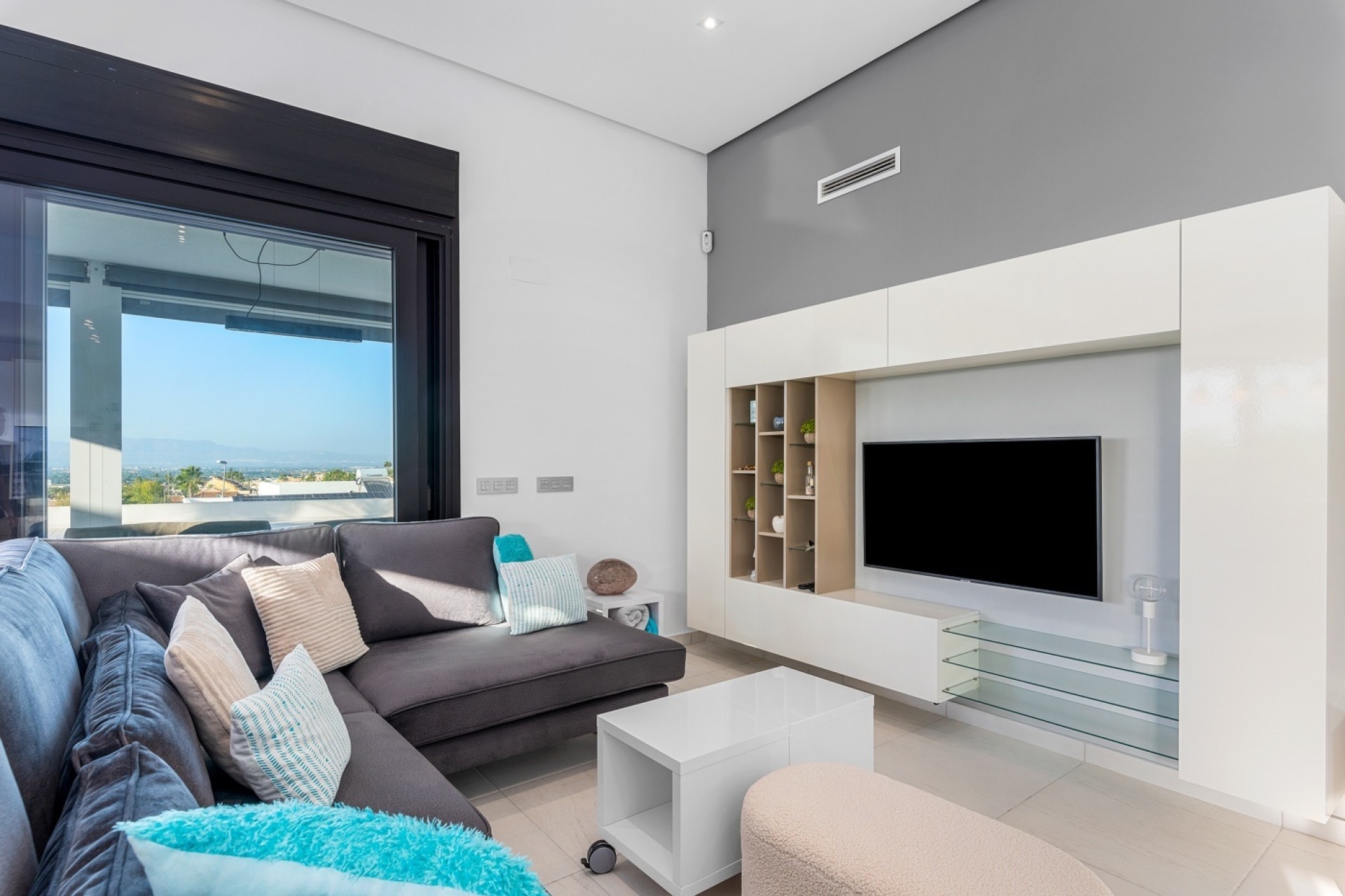 Herverkoop - Vrijstaande Villa -
Benijofar