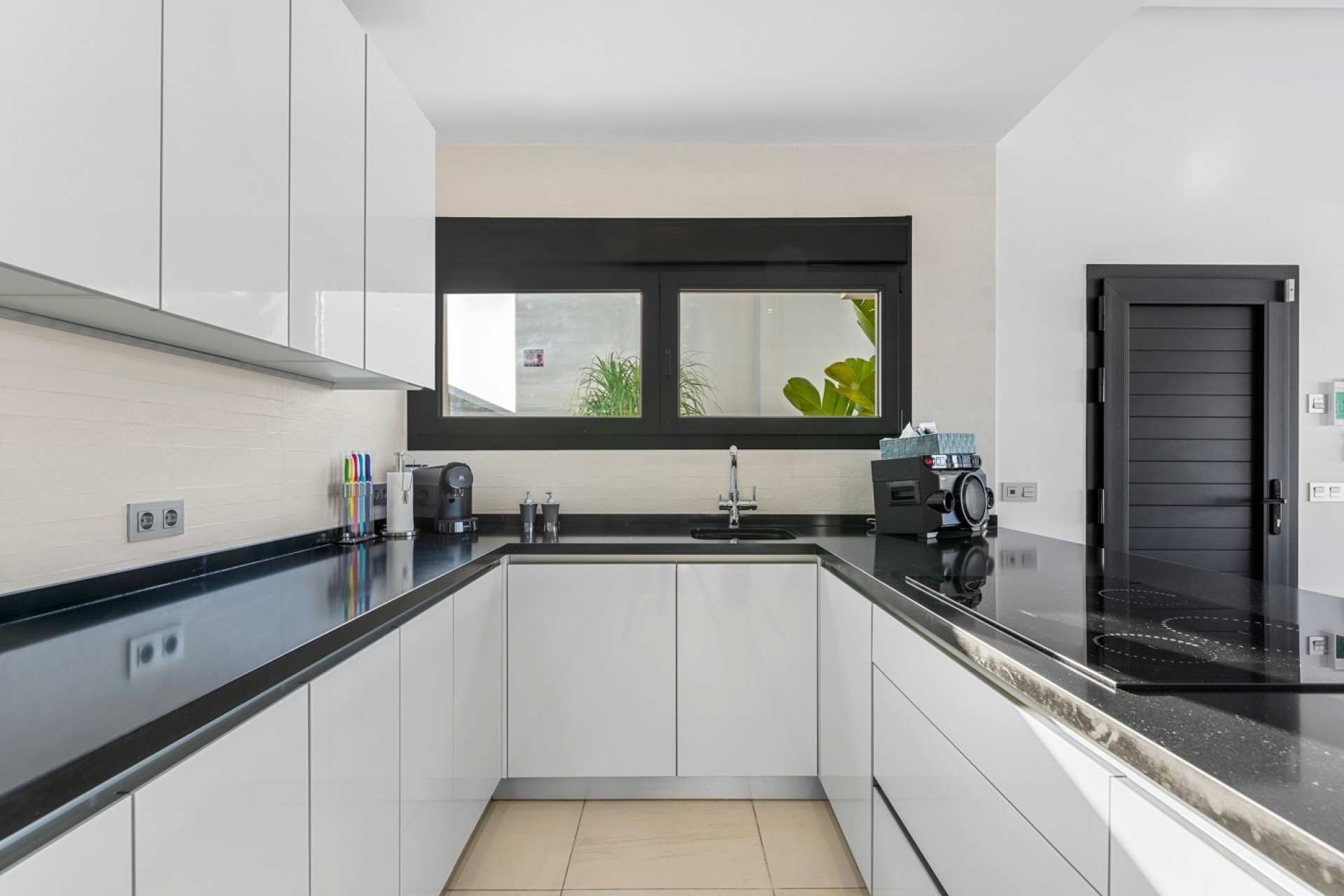 Herverkoop - Vrijstaande Villa -
Benijofar