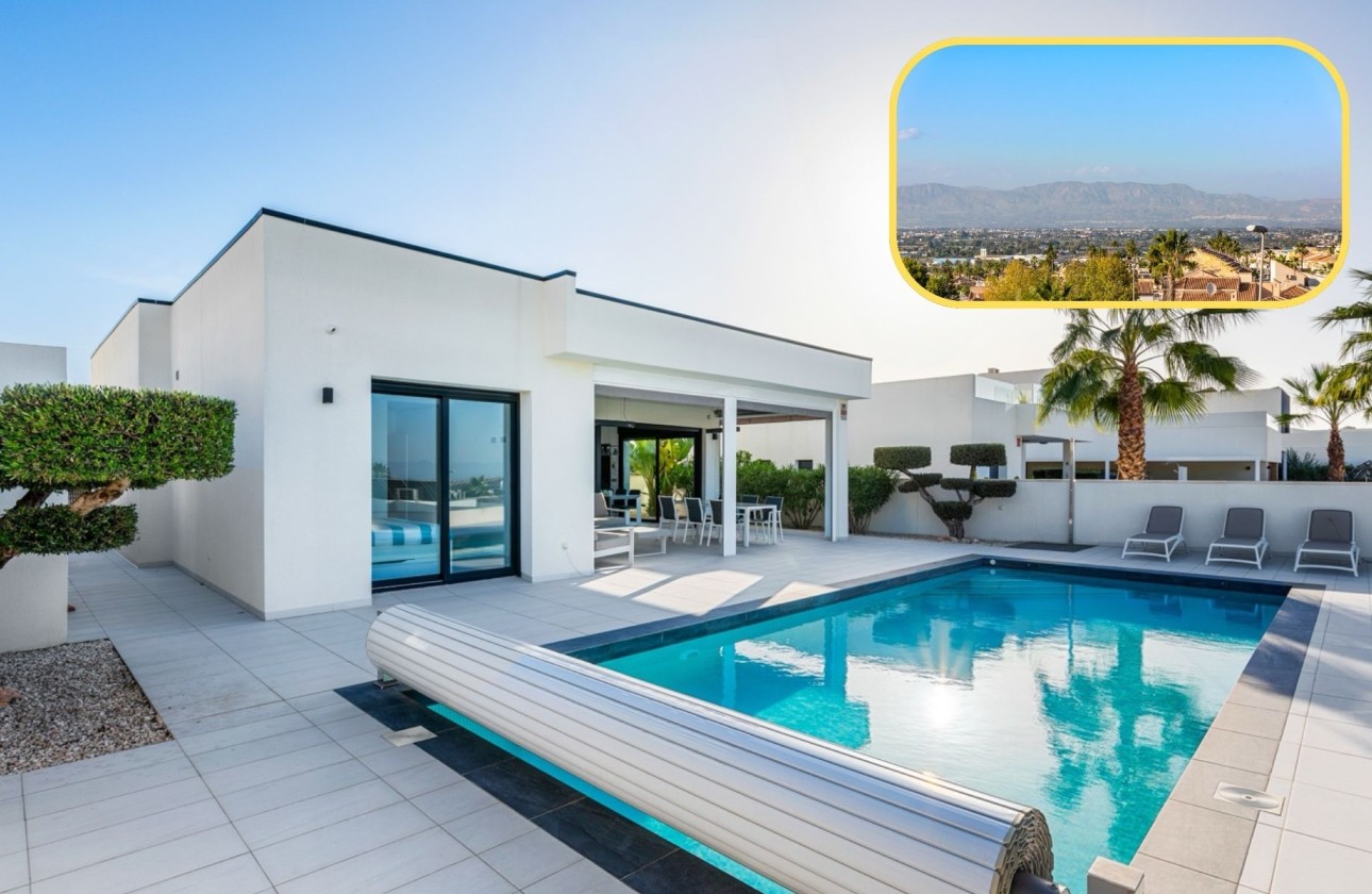 Herverkoop - Vrijstaande Villa -
Benijofar