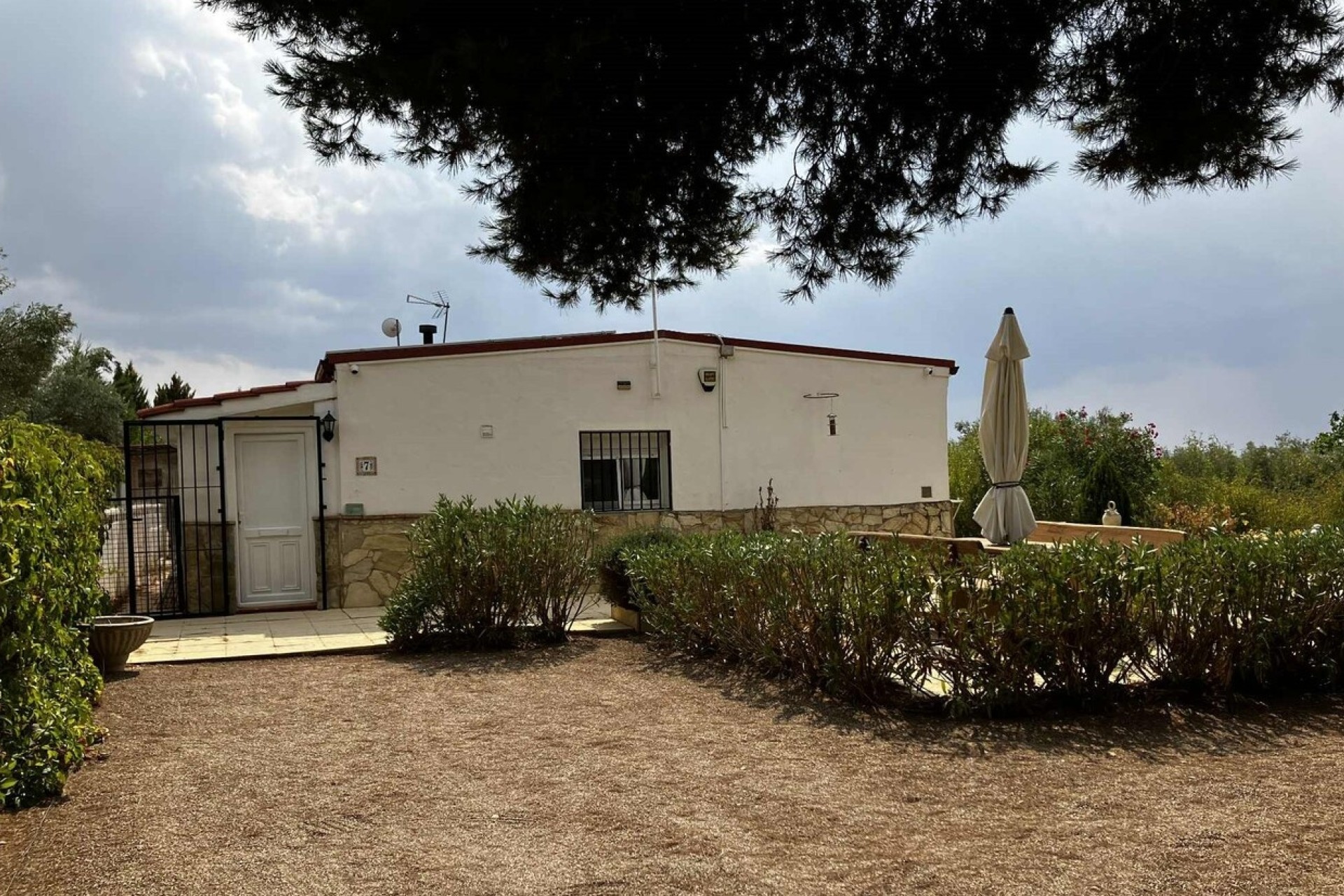 Herverkoop - Vrijstaande Villa -
Biar - Costa Blanca