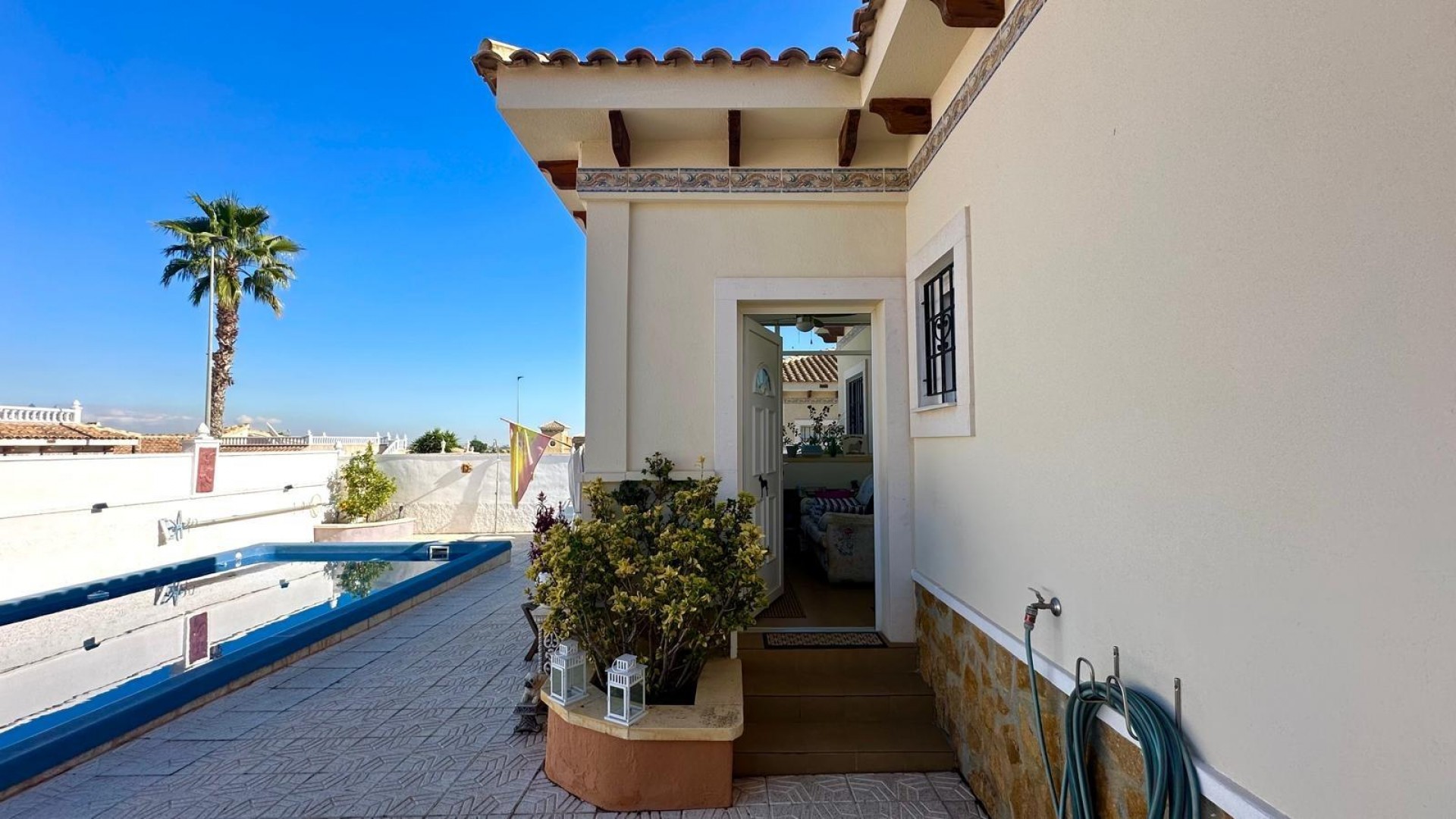 Herverkoop - Vrijstaande Villa -
Bigastro - Comunidad valenciana