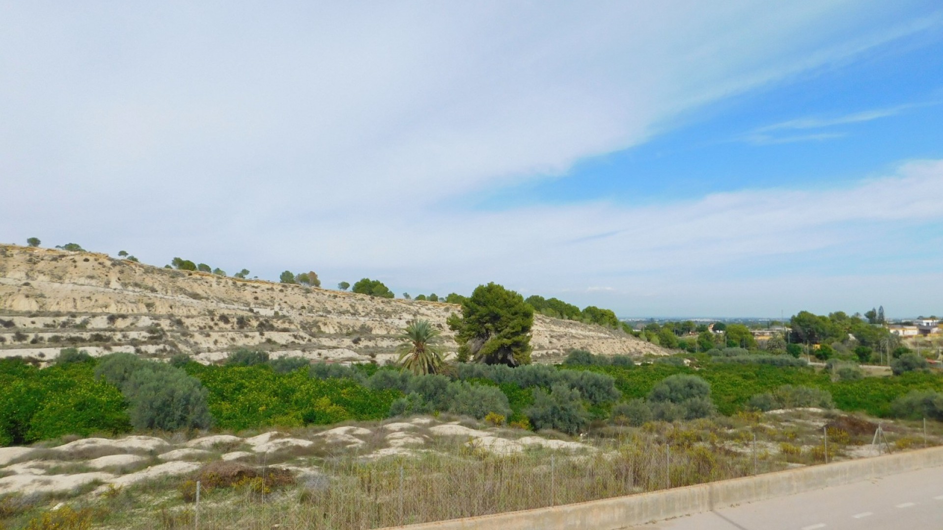 Herverkoop - Vrijstaande Villa -
Bigastro