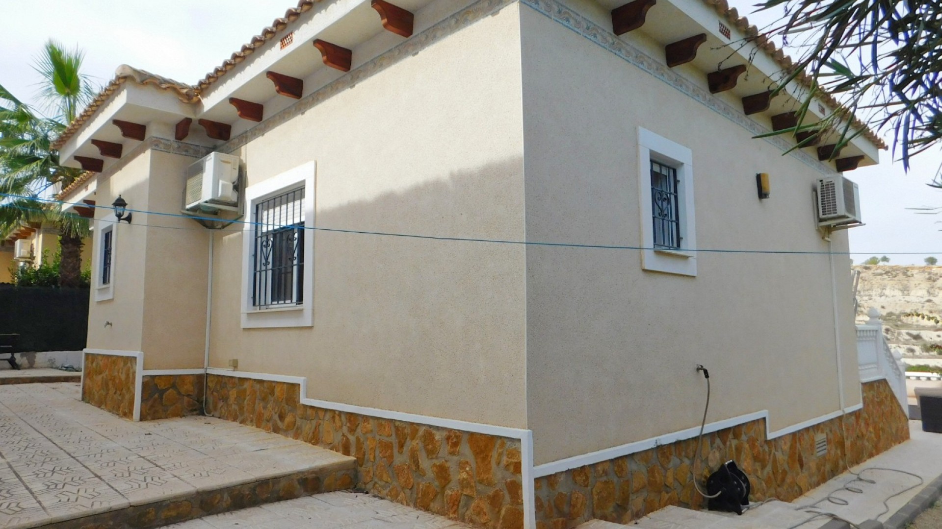 Herverkoop - Vrijstaande Villa -
Bigastro