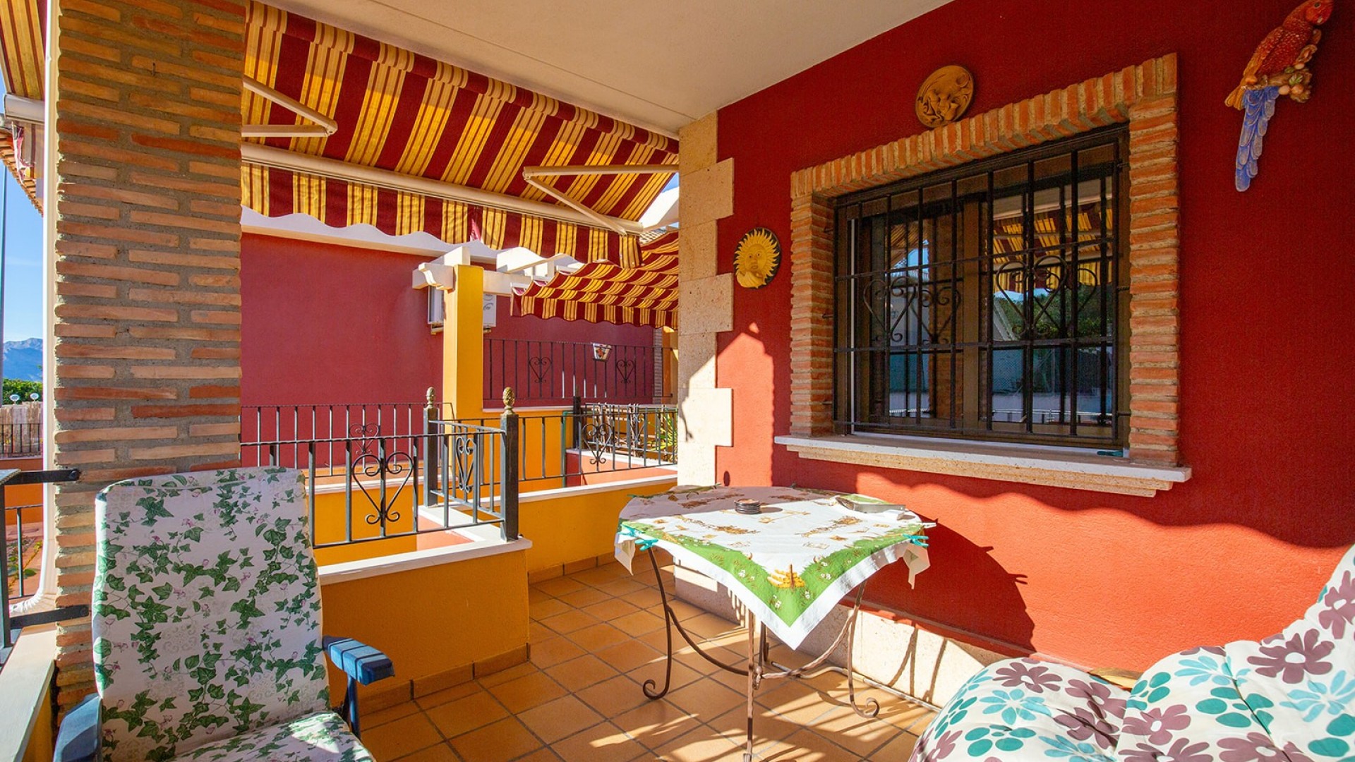 Herverkoop - Vrijstaande Villa -
Bigastro