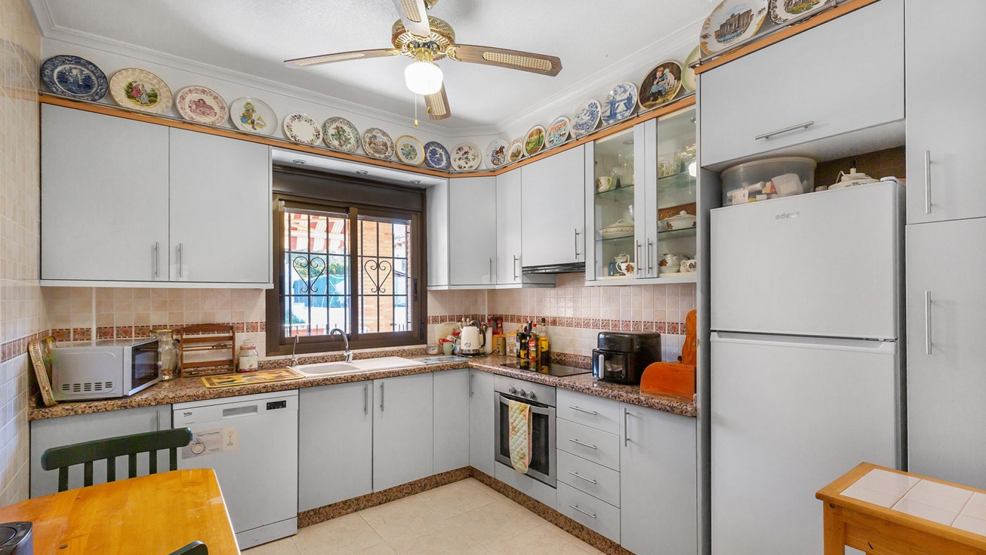 Herverkoop - Vrijstaande Villa -
Bigastro