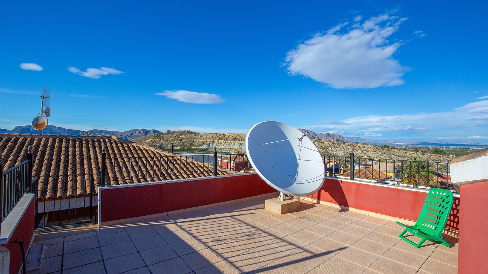 Herverkoop - Vrijstaande Villa -
Bigastro