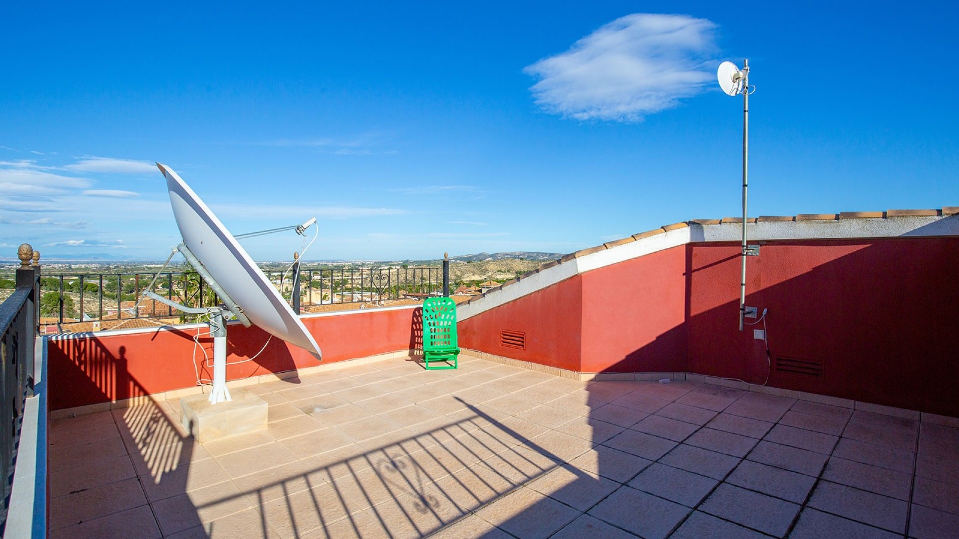 Herverkoop - Vrijstaande Villa -
Bigastro