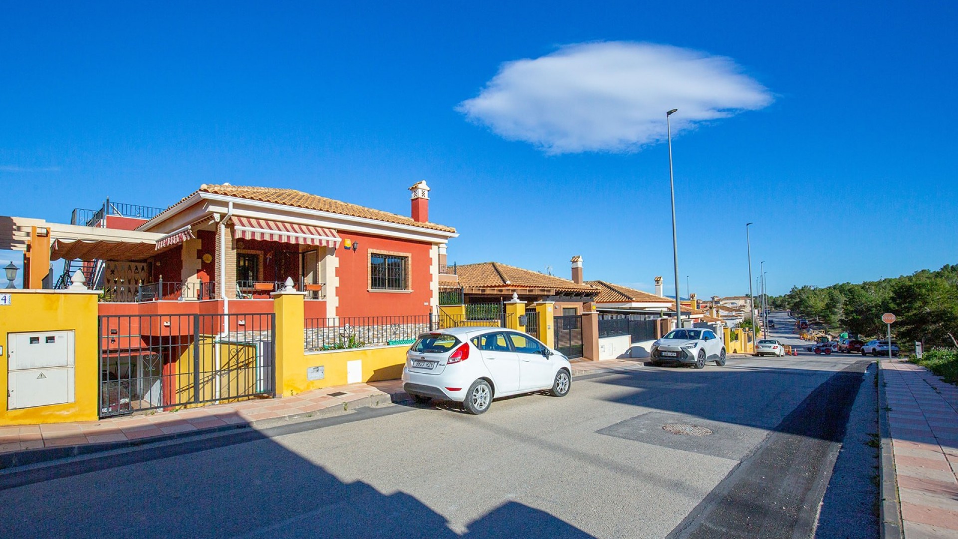 Herverkoop - Vrijstaande Villa -
Bigastro