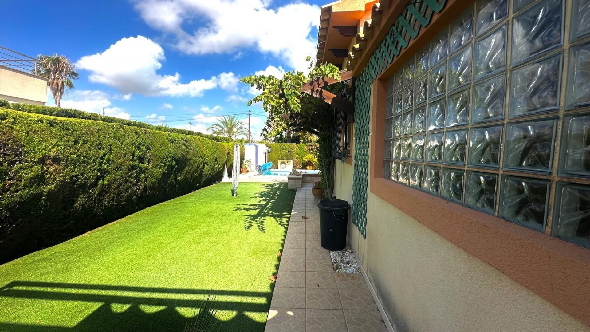 Herverkoop - Vrijstaande Villa -
Cabo Roig - Costa blanca