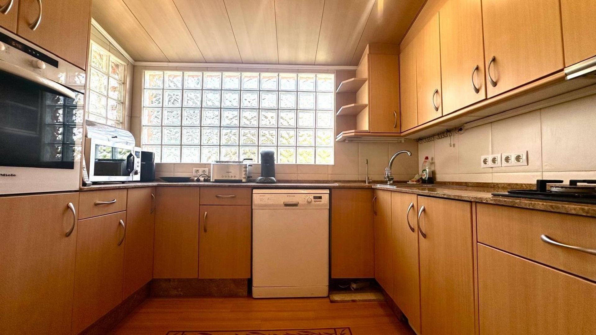 Herverkoop - Vrijstaande Villa -
Cabo Roig - Costa blanca