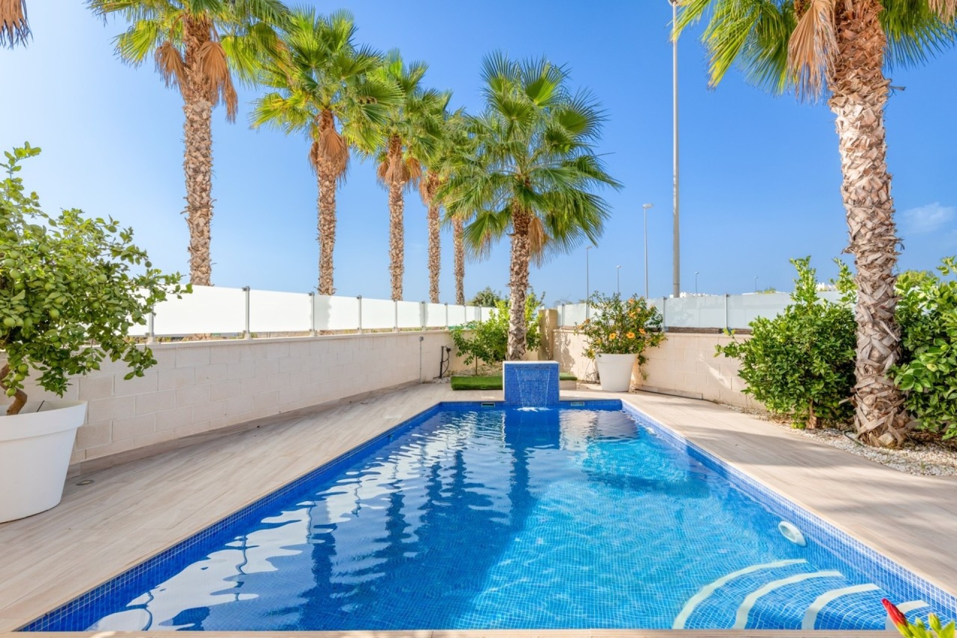 Herverkoop - Vrijstaande Villa -
Cabo Roig - Costa Blanca