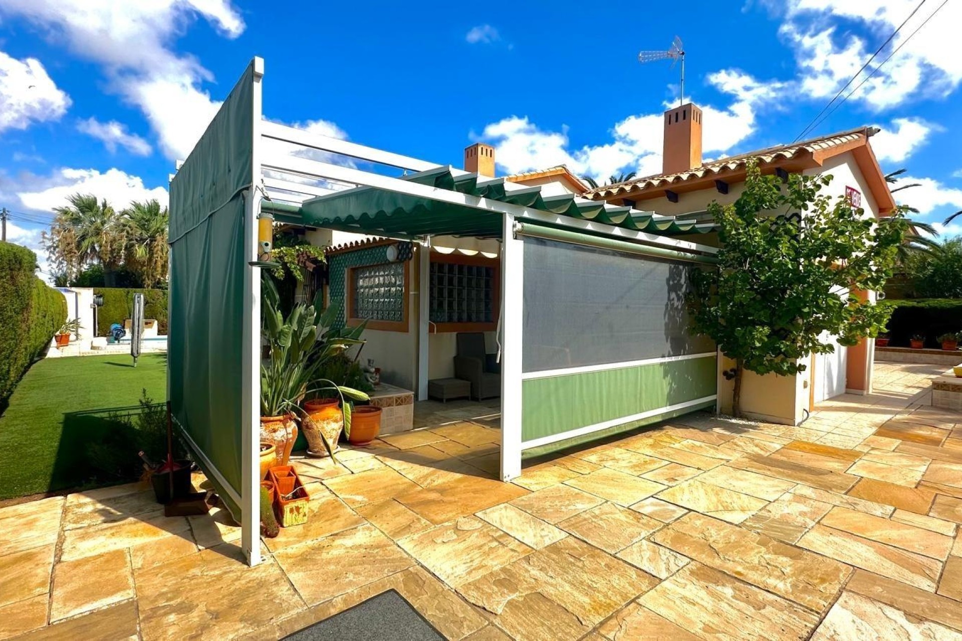 Herverkoop - Vrijstaande Villa -
Cabo Roig - Costa Blanca