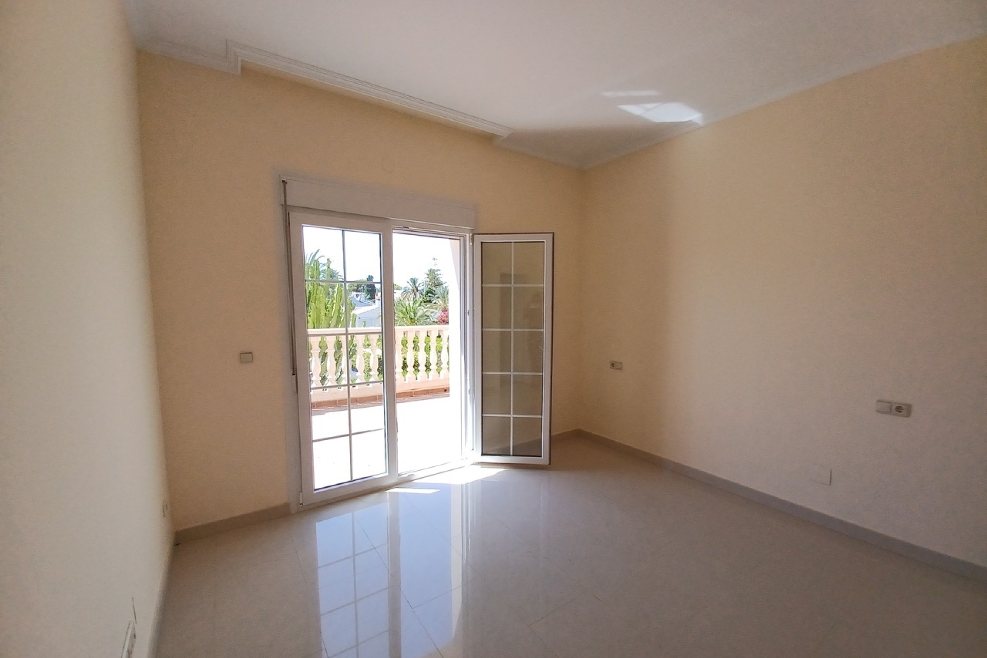 Herverkoop - Vrijstaande Villa -
Cabo Roig - Costa Blanca