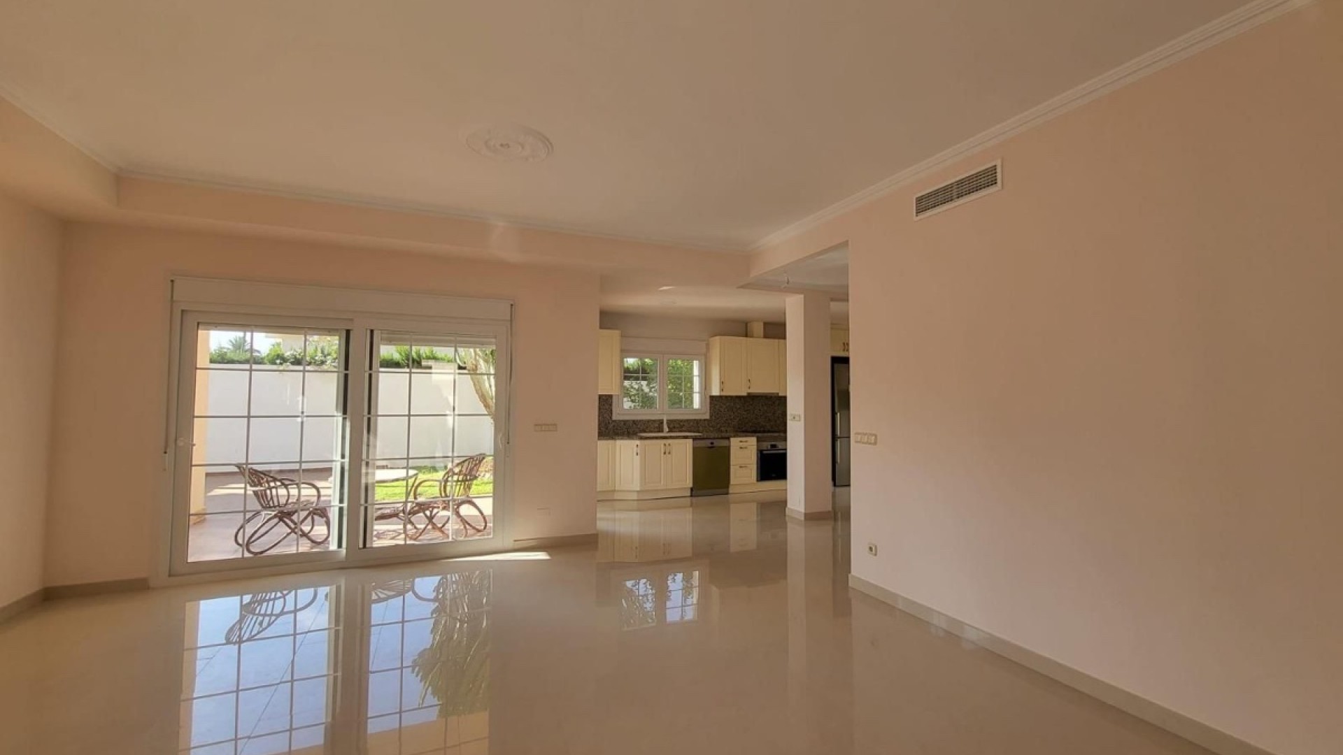 Herverkoop - Vrijstaande Villa -
Cabo Roig