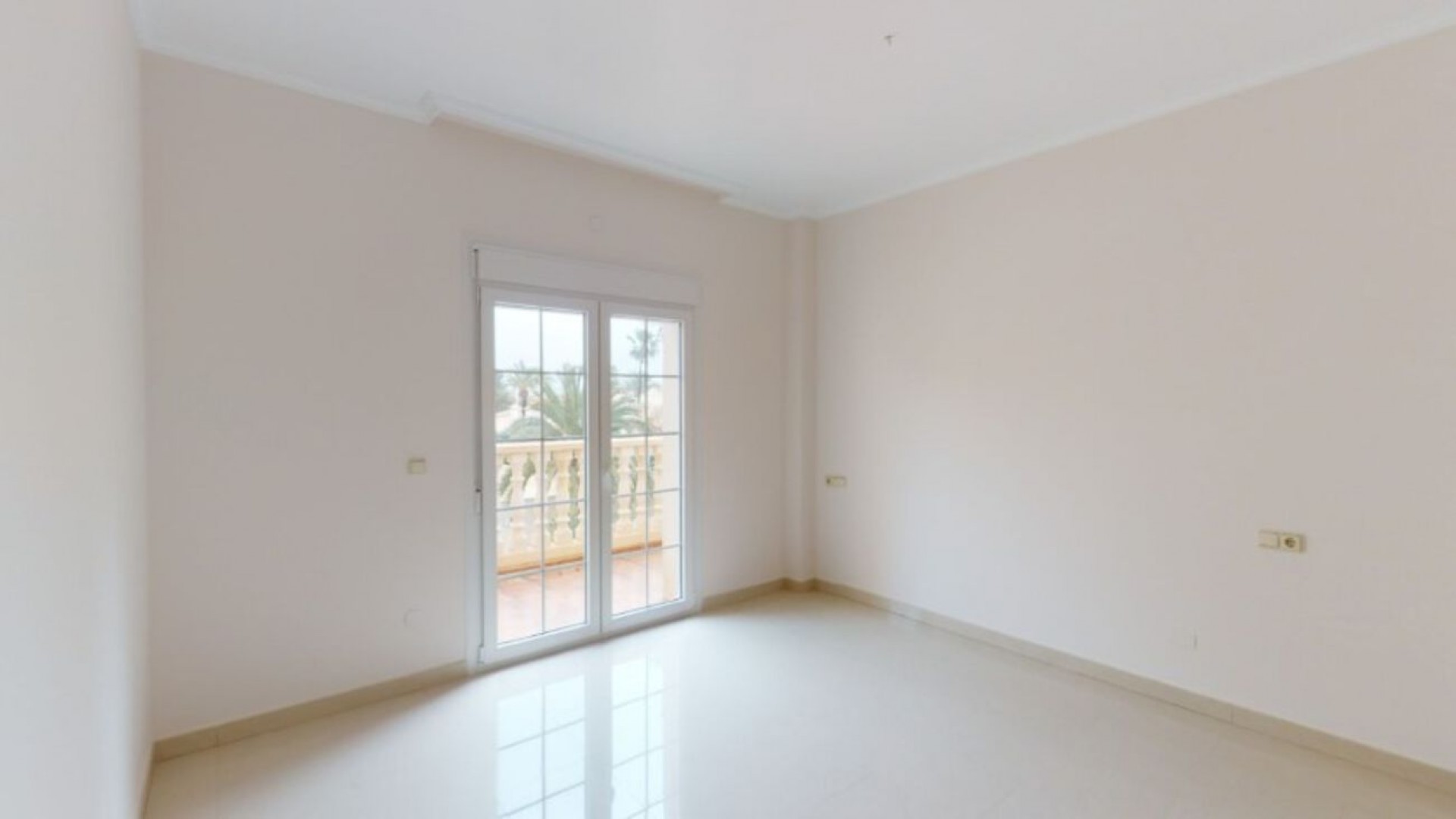 Herverkoop - Vrijstaande Villa -
Cabo Roig