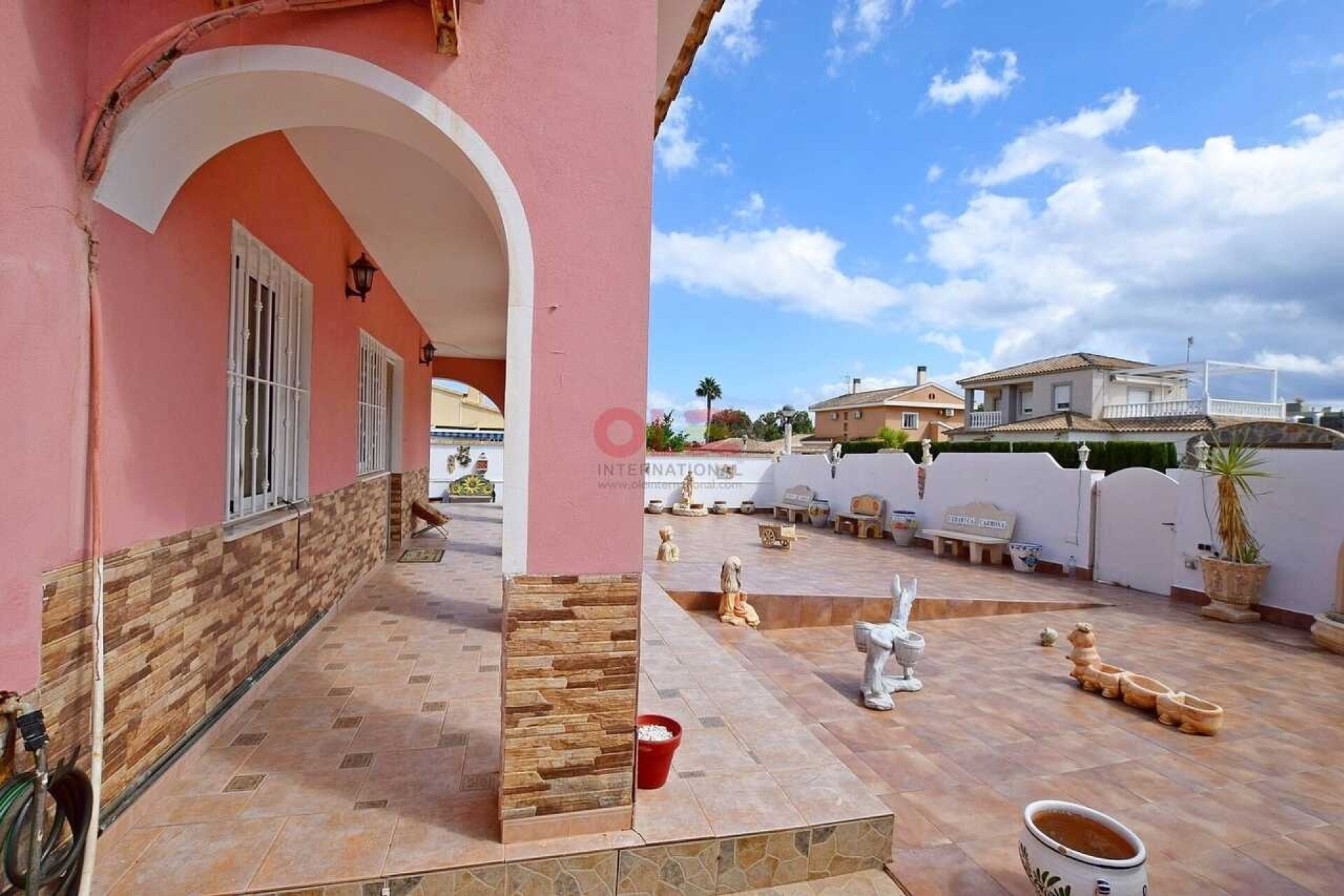 Herverkoop - Vrijstaande Villa -
Cabo Roig