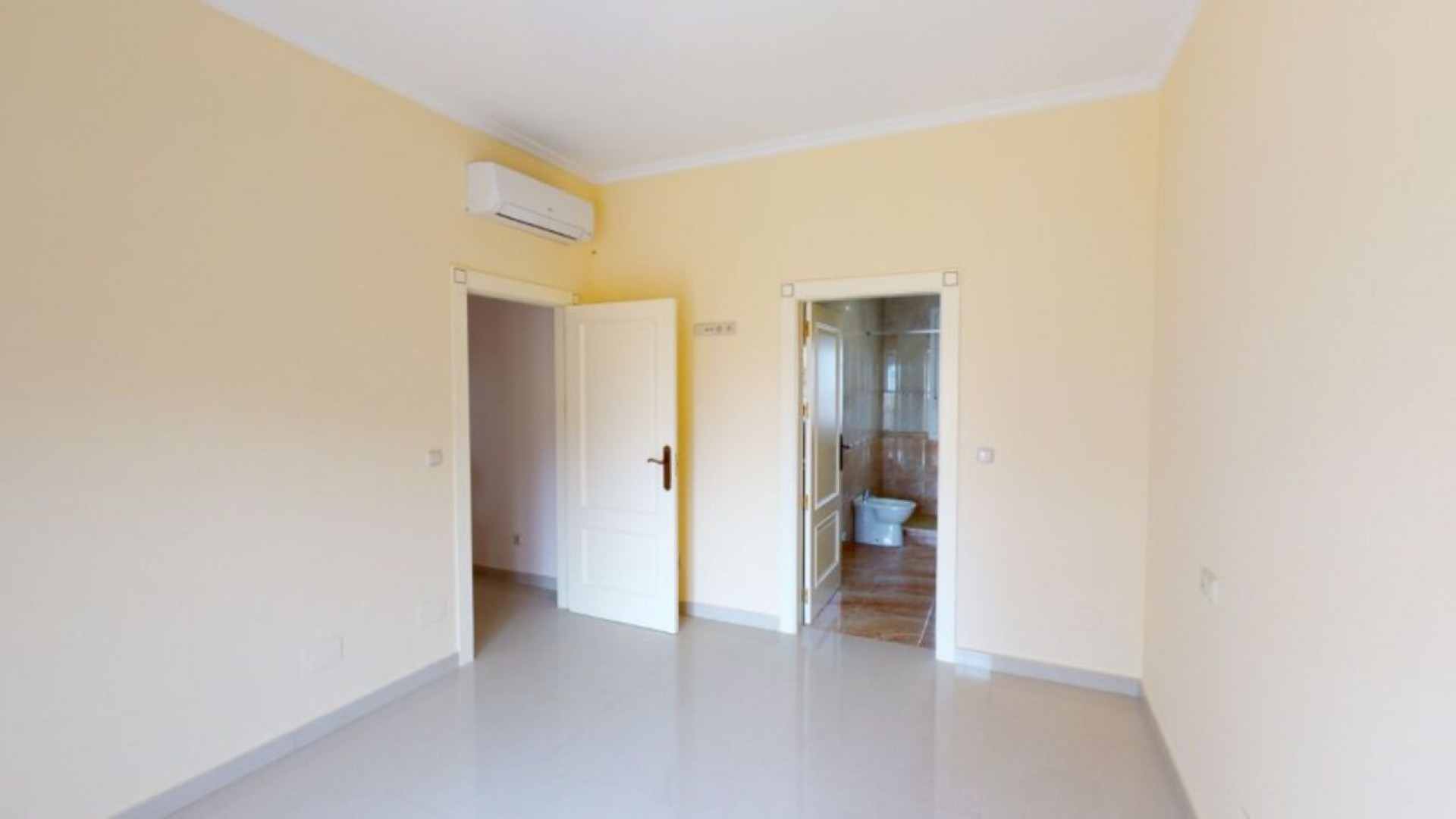 Herverkoop - Vrijstaande Villa -
Cabo Roig