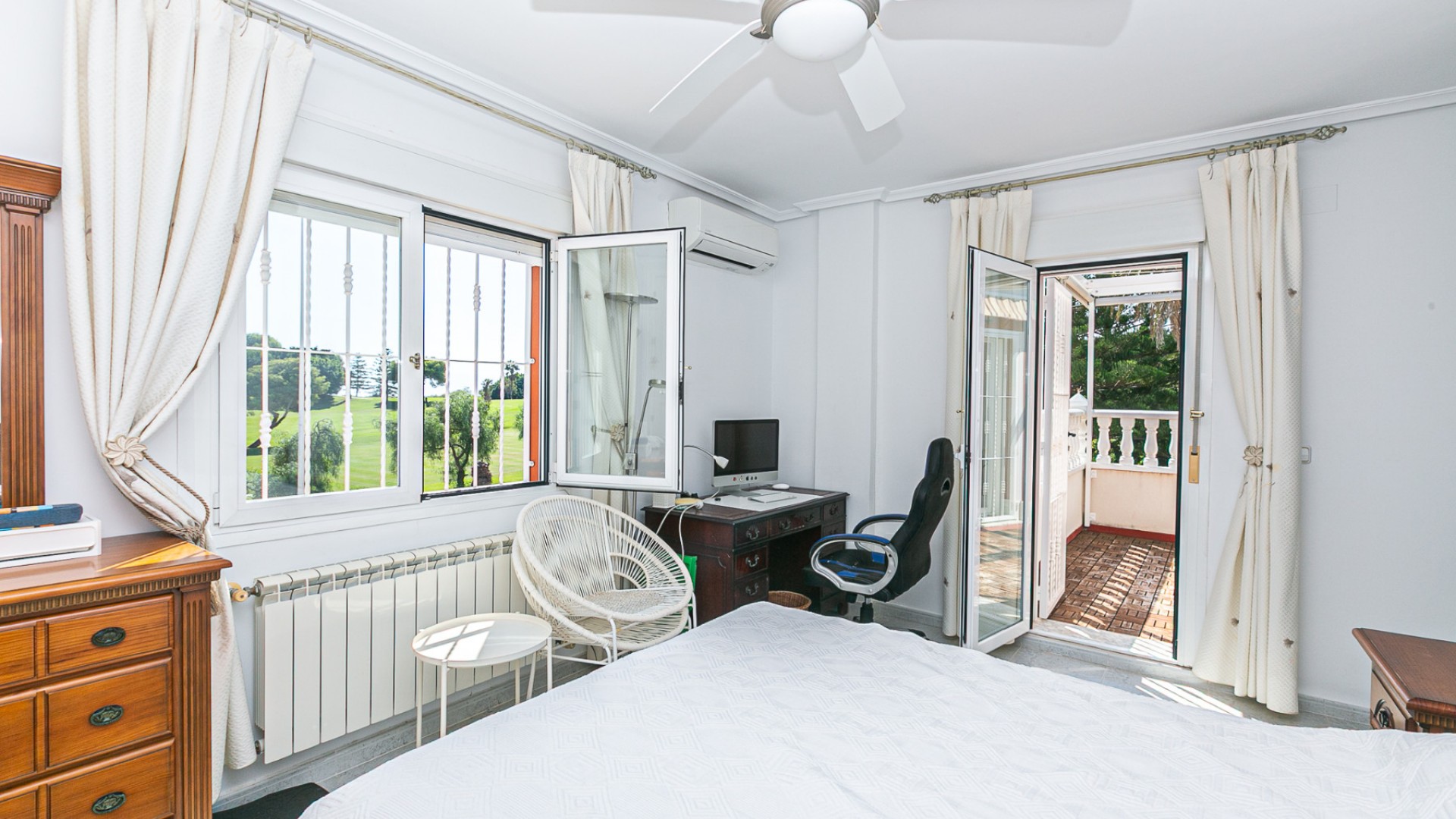 Herverkoop - Vrijstaande Villa -
Campoamor - Campoamor Golf