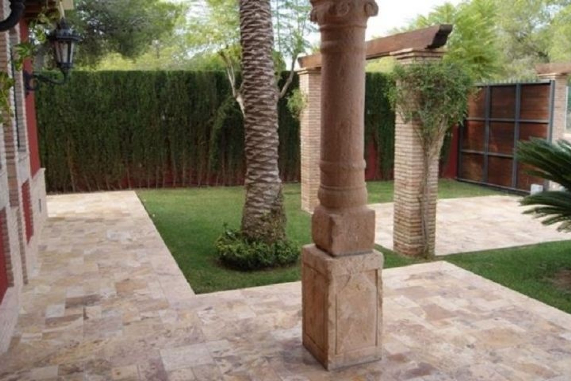 Herverkoop - Vrijstaande Villa -
Campoamor