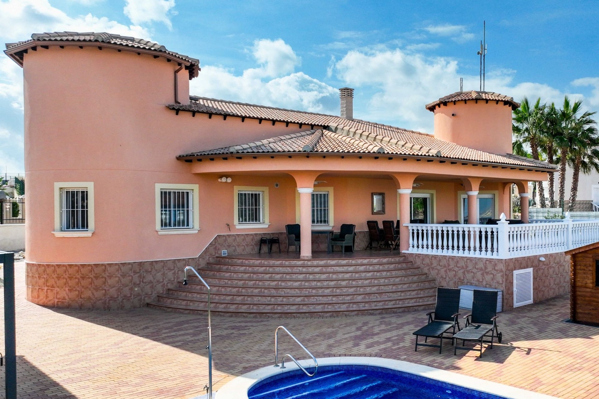 Herverkoop - Vrijstaande Villa -
Campos Del Rio