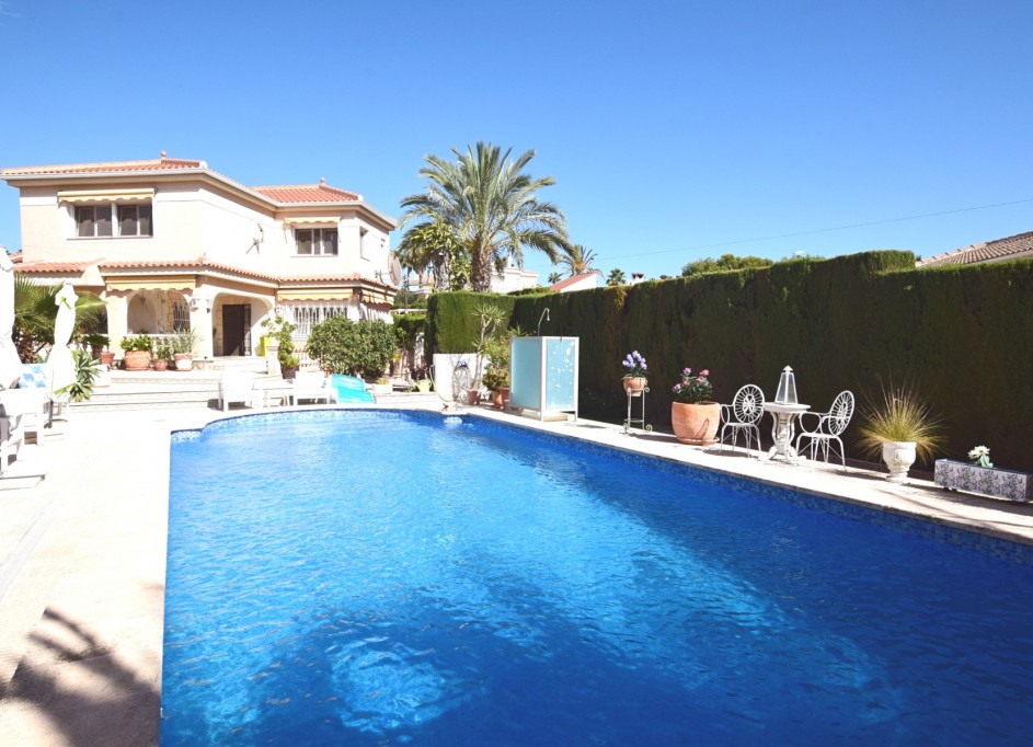 Herverkoop - Vrijstaande Villa -
Ciudad Quesada - Rojales - Ciudad Quesada