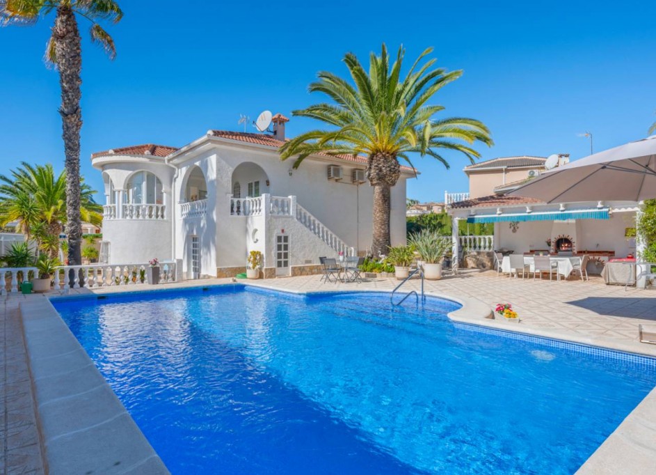 Herverkoop - Vrijstaande Villa -
Ciudad Quesada - Rojales - Ciudad Quesada