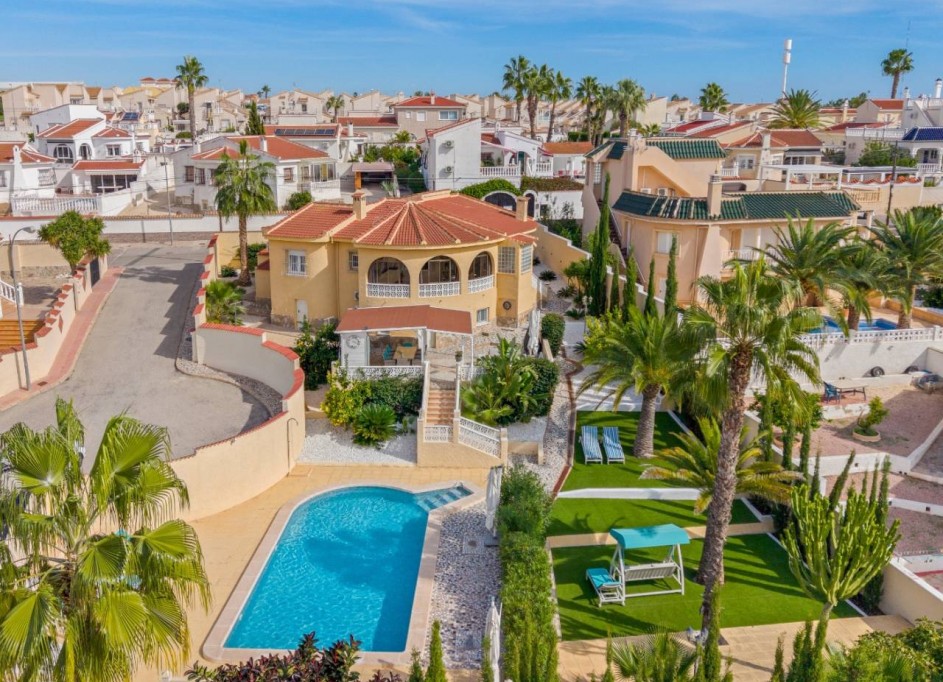 Herverkoop - Vrijstaande Villa -
Ciudad Quesada - Rojales - Ciudad Quesada